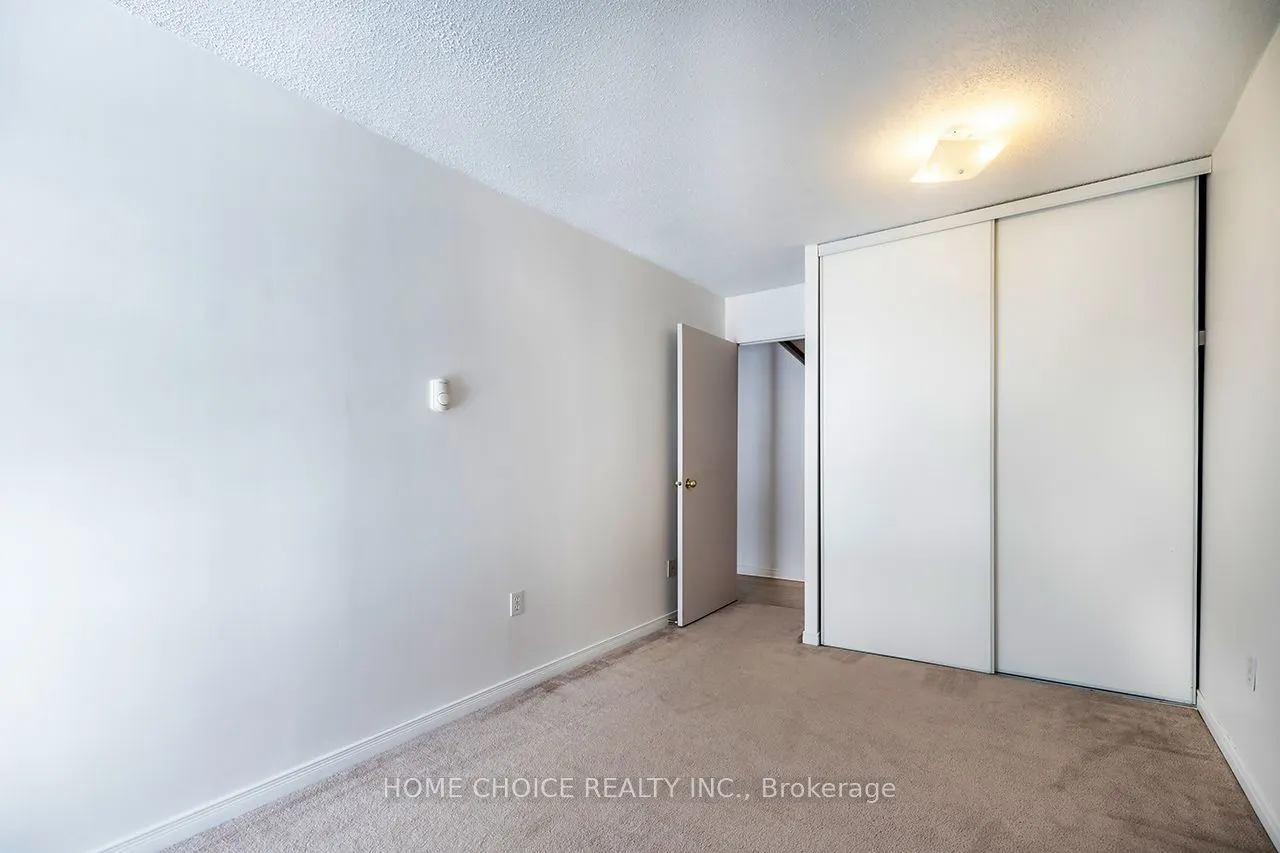 454 Centre Street, #412
