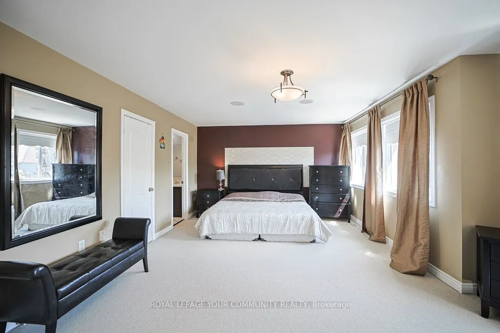 17 Sturgess Crescent