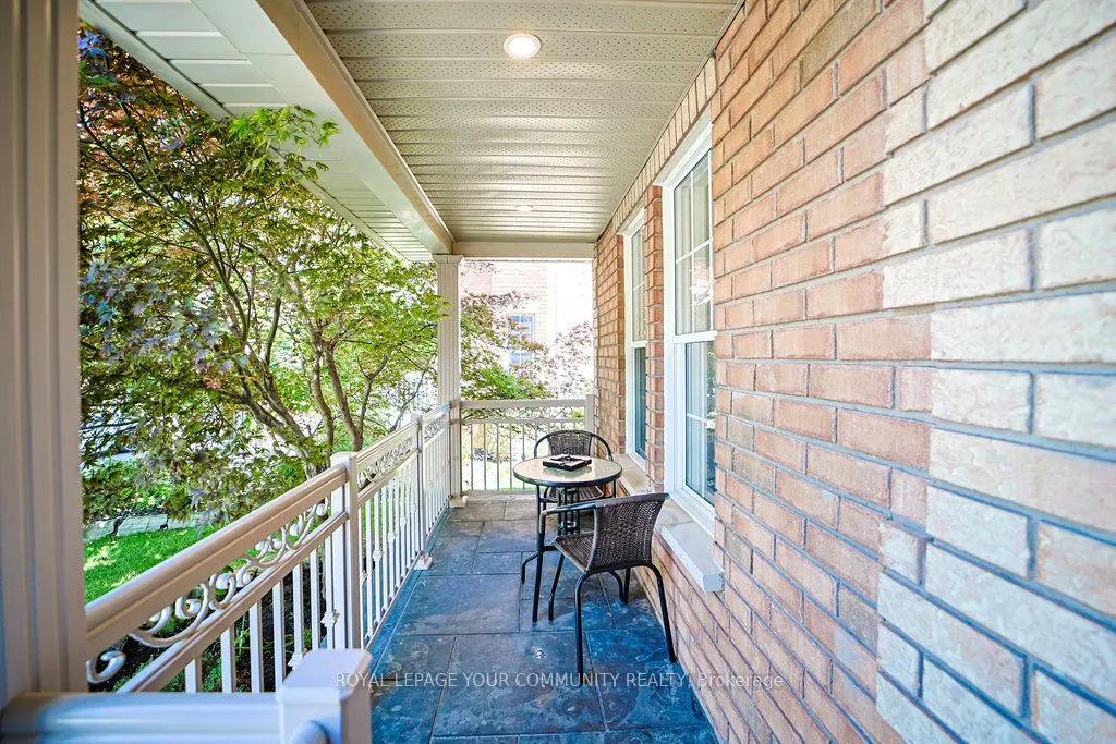 17 Sturgess Crescent