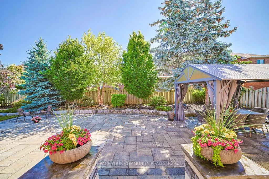 17 Sturgess Crescent