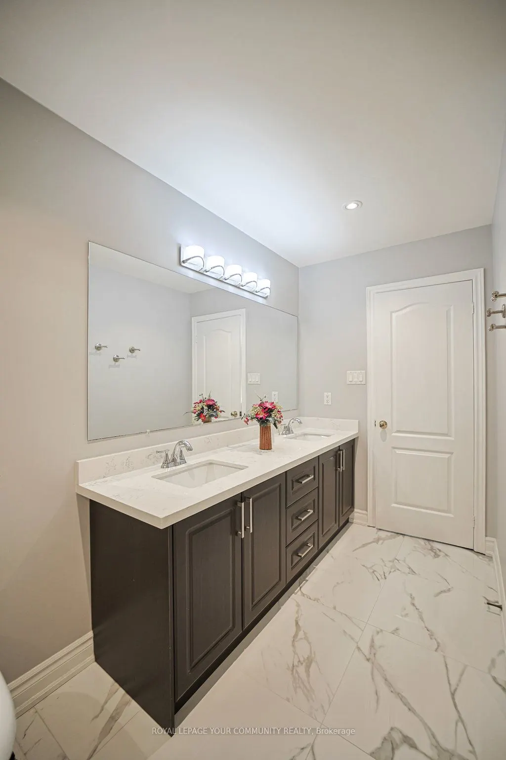 17 Sturgess Crescent