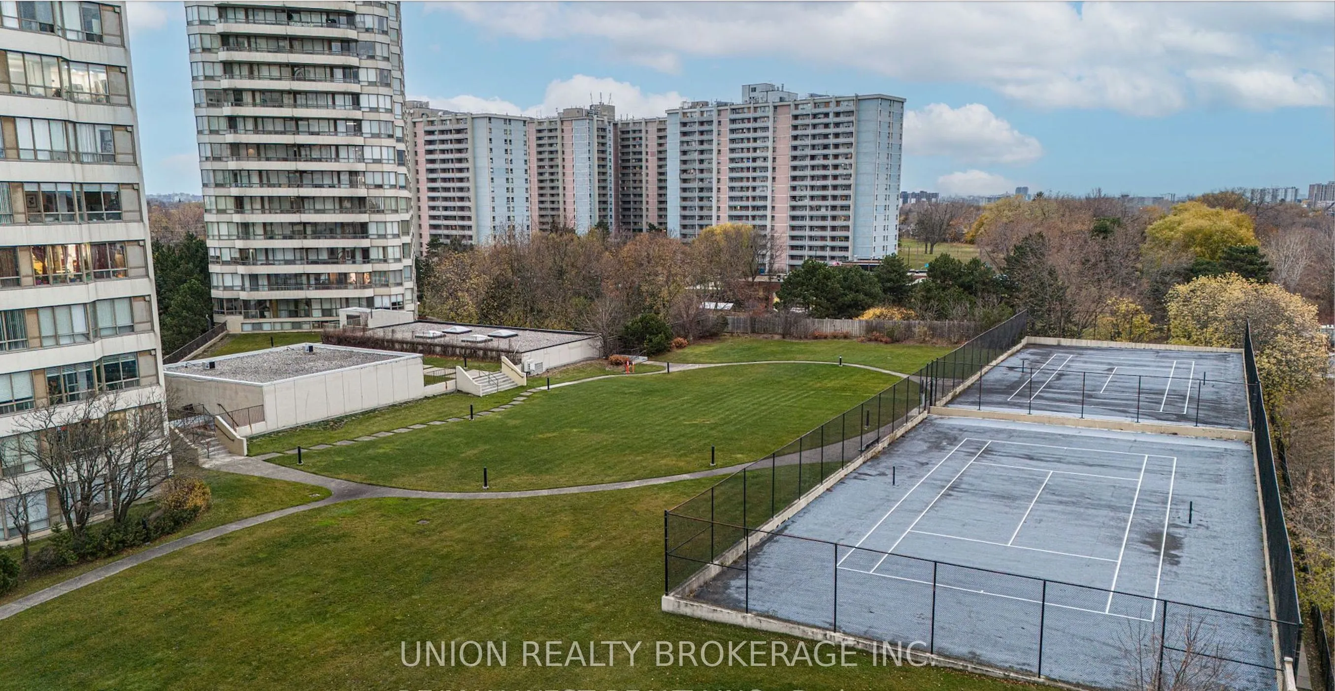 5 Greystone walk Drive, #1216