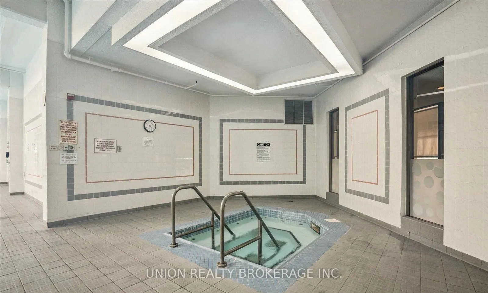 5 Greystone walk Drive, #1216