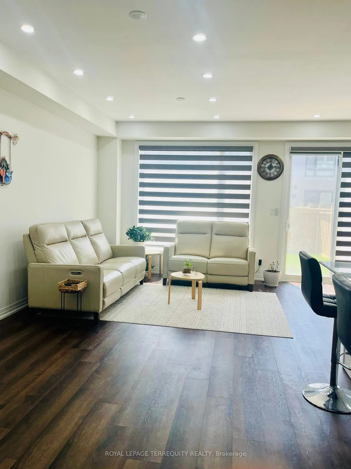 7 Klein Way