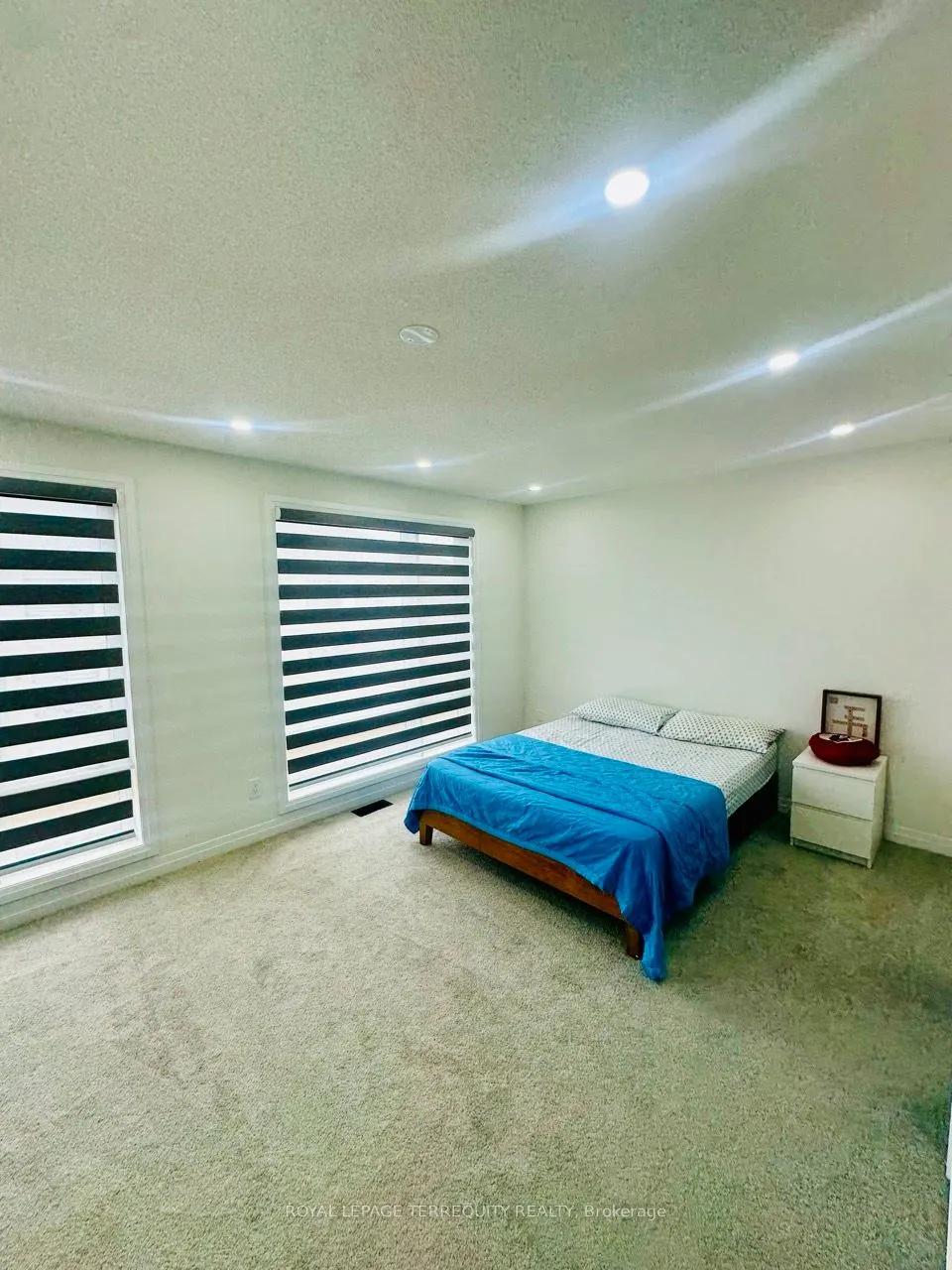 7 Klein Way