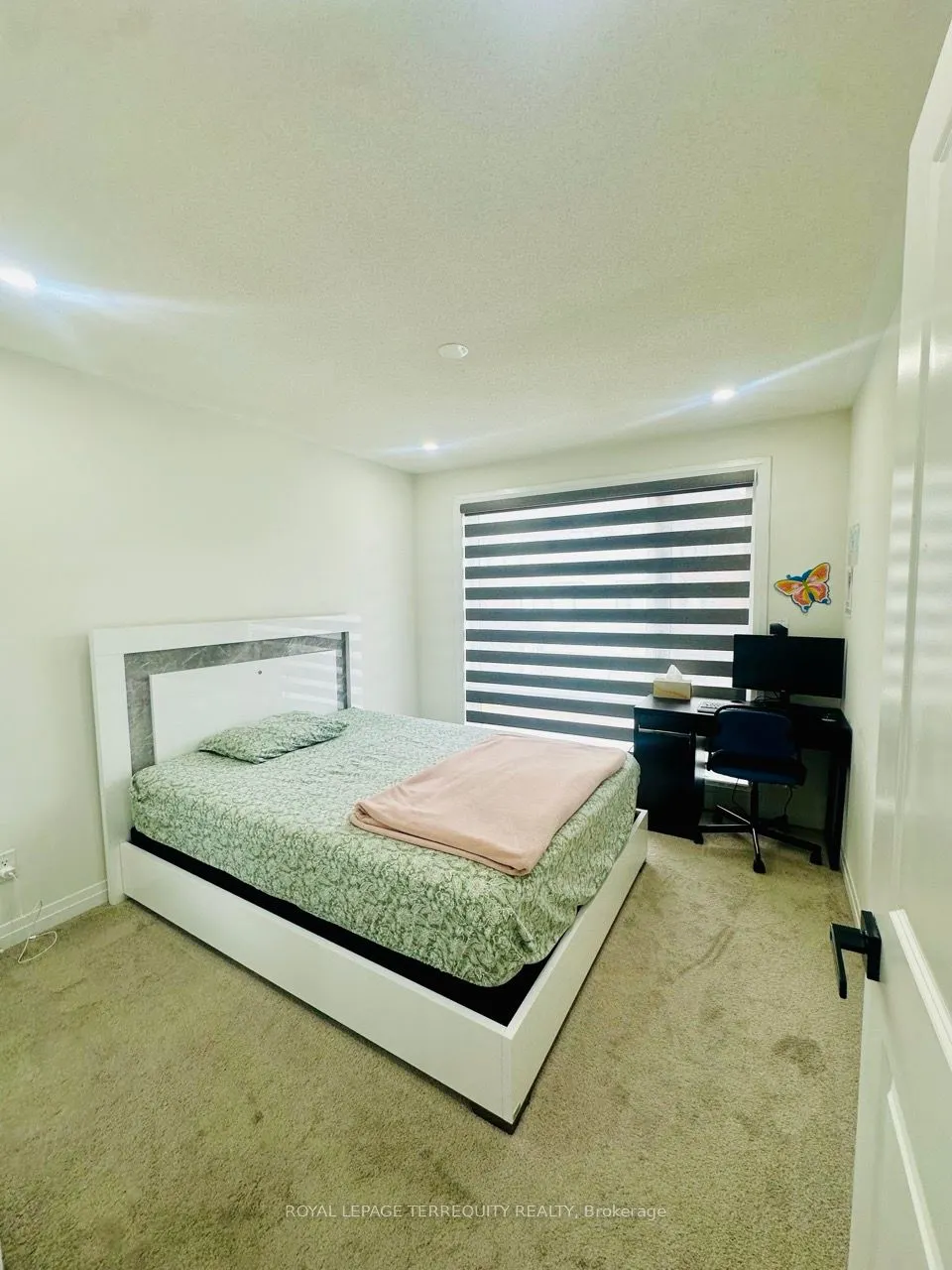7 Klein Way