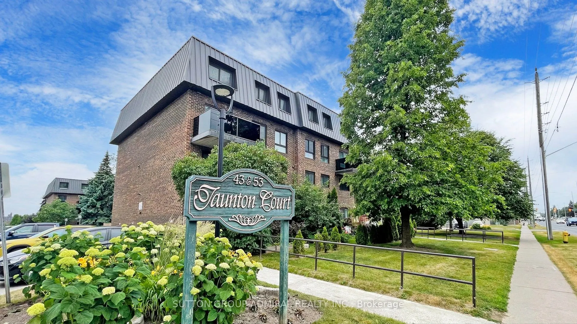 43 Taunton Road E, #12
