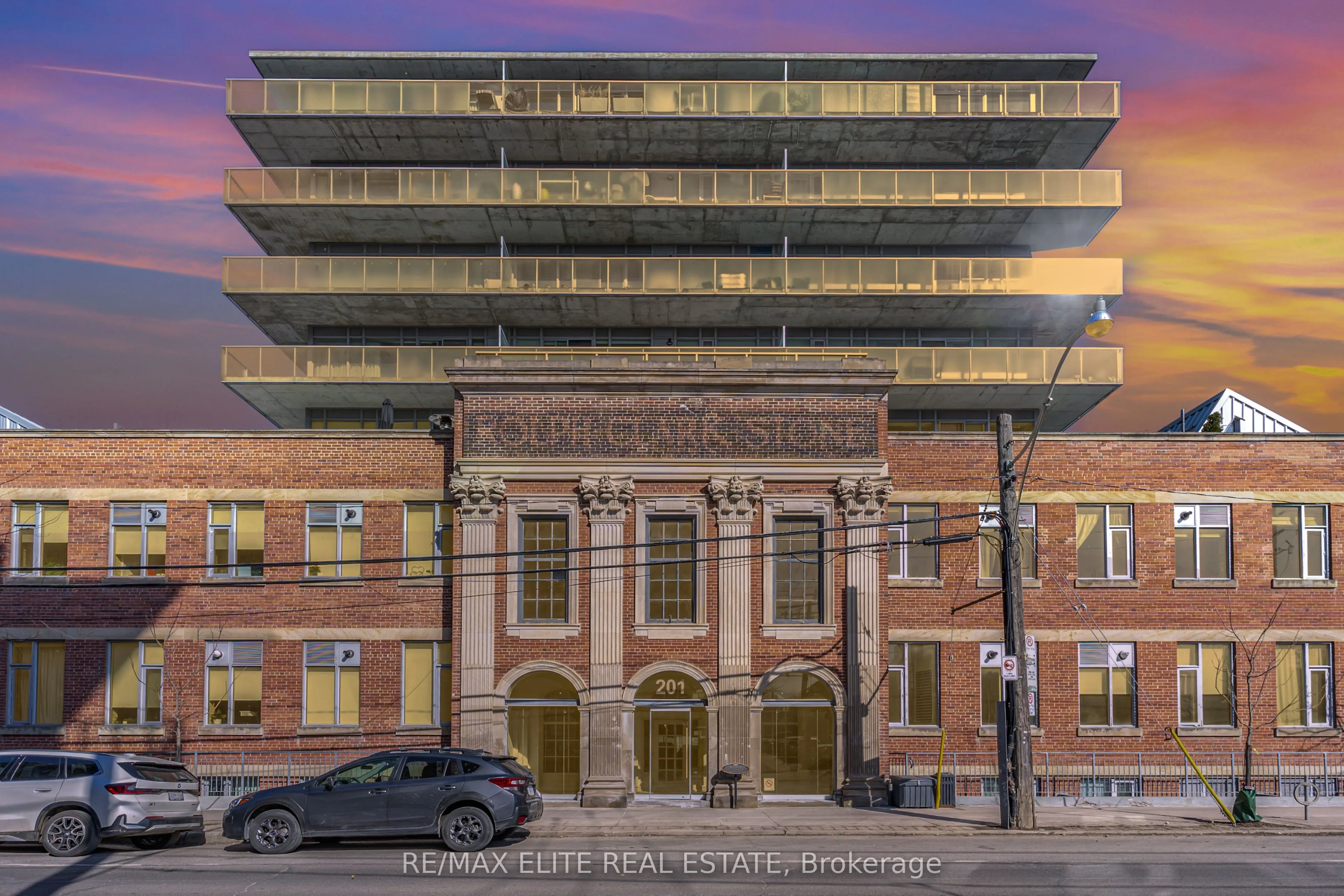 201 Carlaw Avenue E, #412