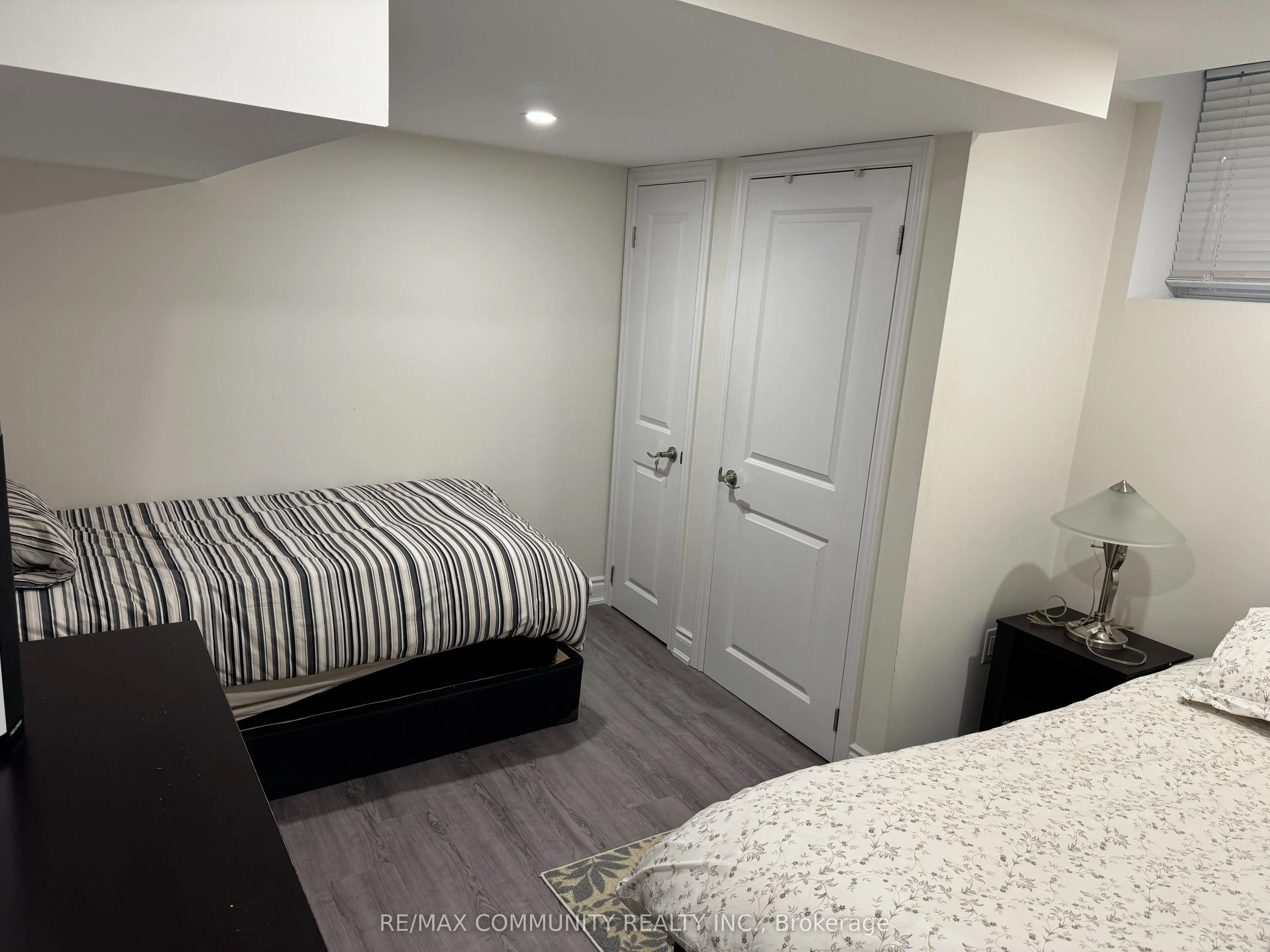 33 Decourcy-Ireland Circle