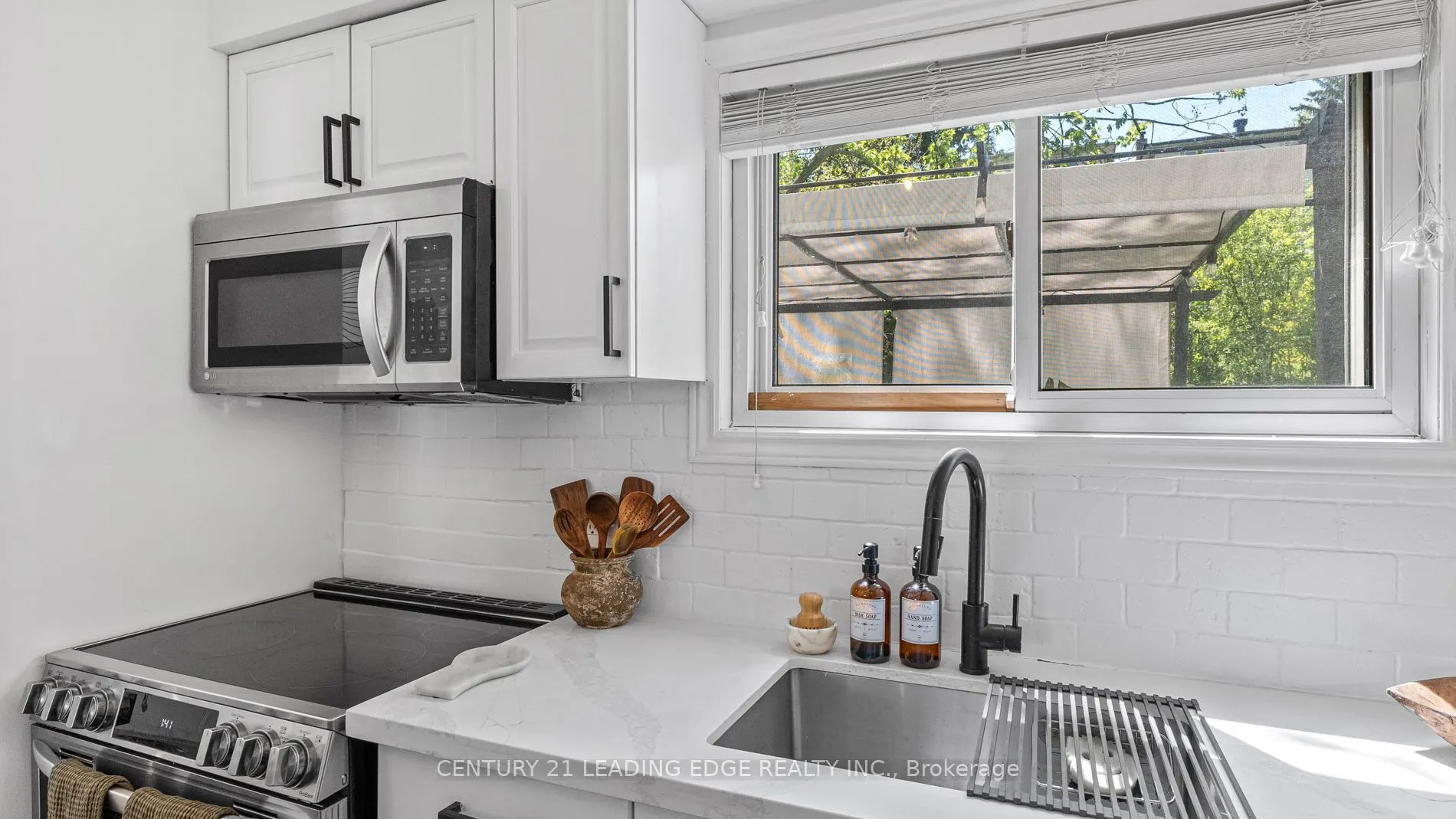 909 King Street W, #6