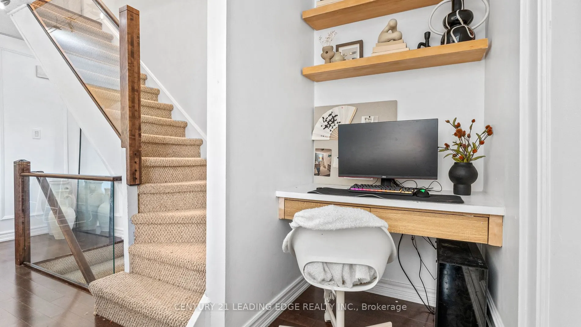 909 King Street W, #6