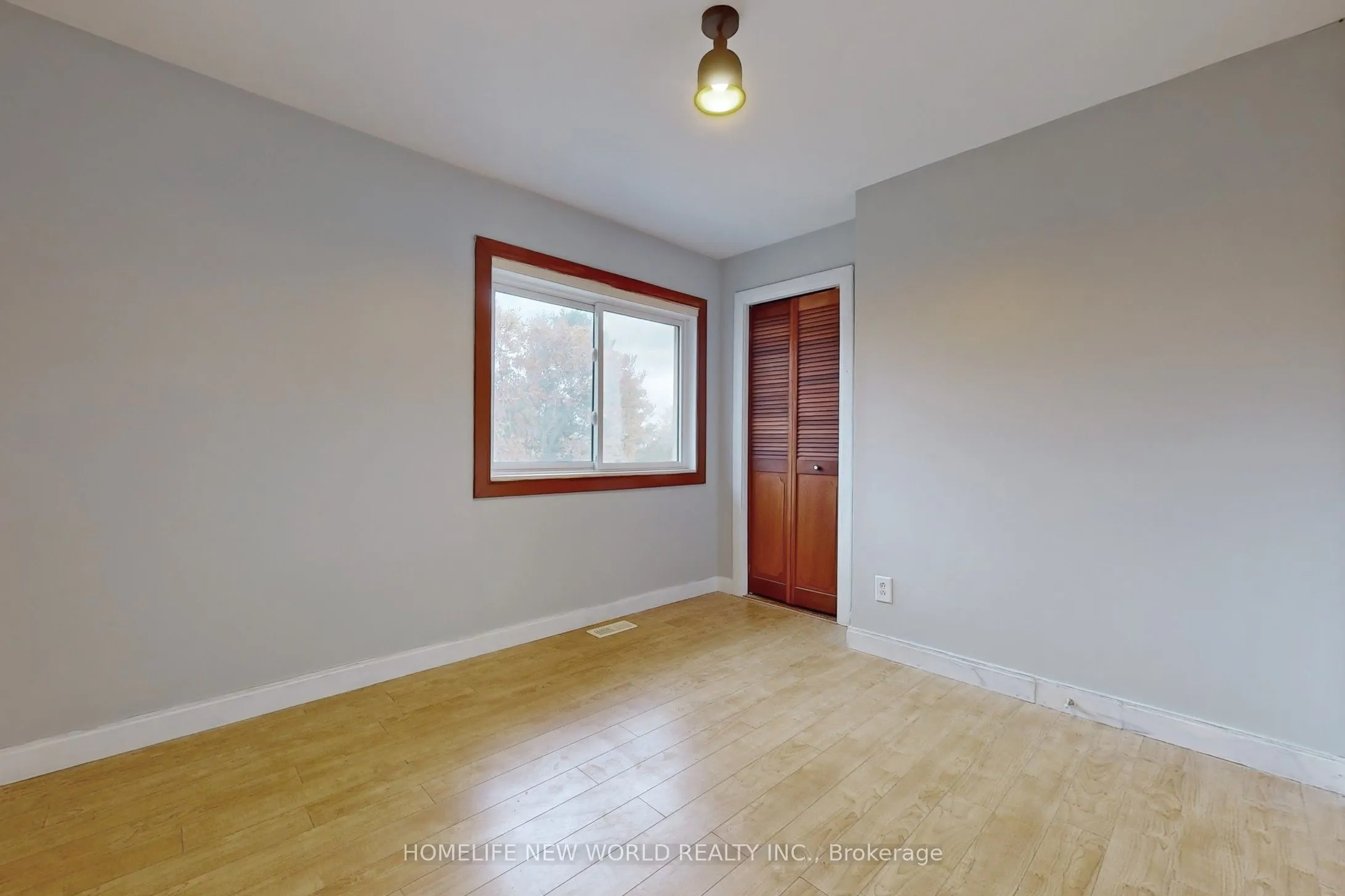3025 Moffat Road