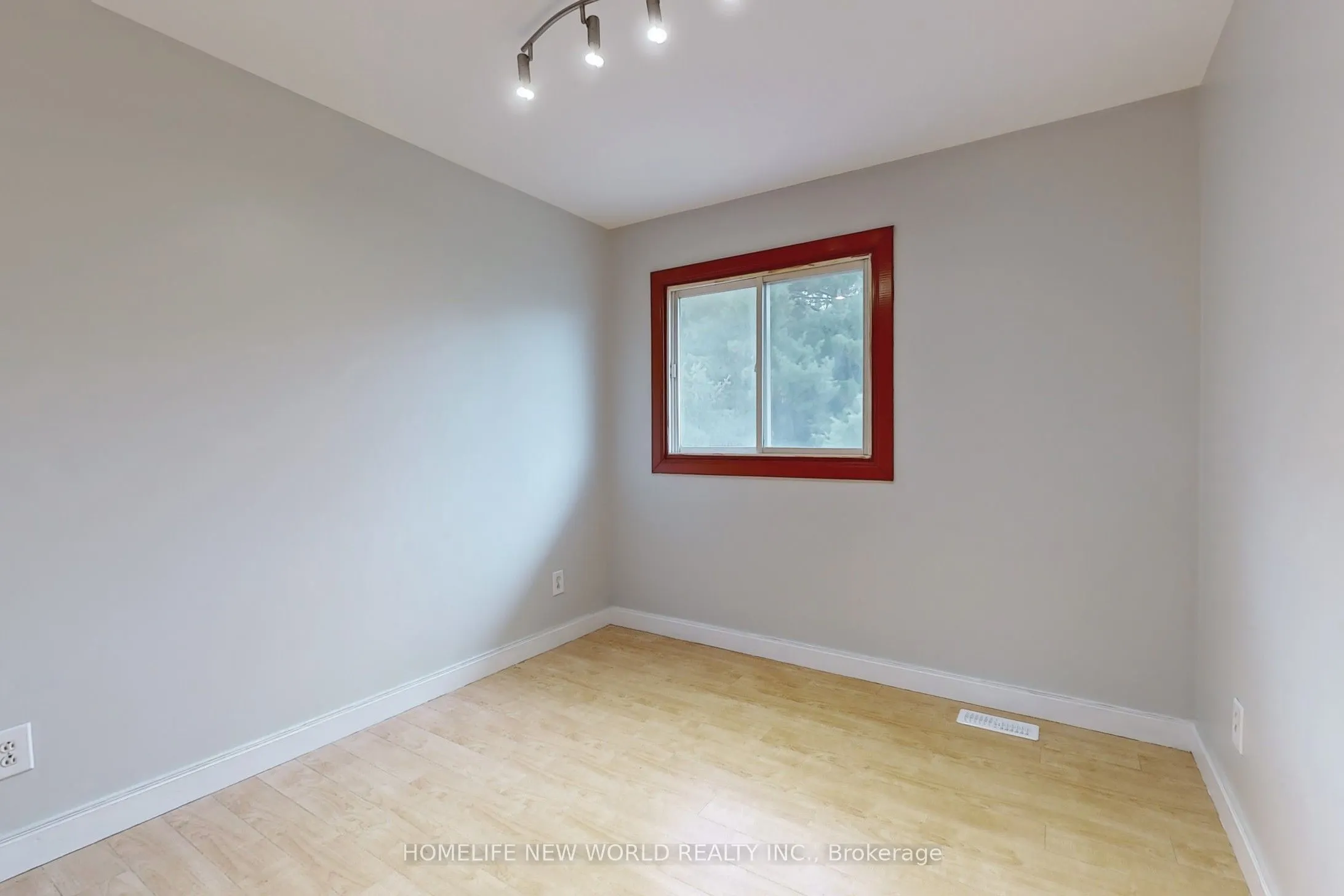 3025 Moffat Road