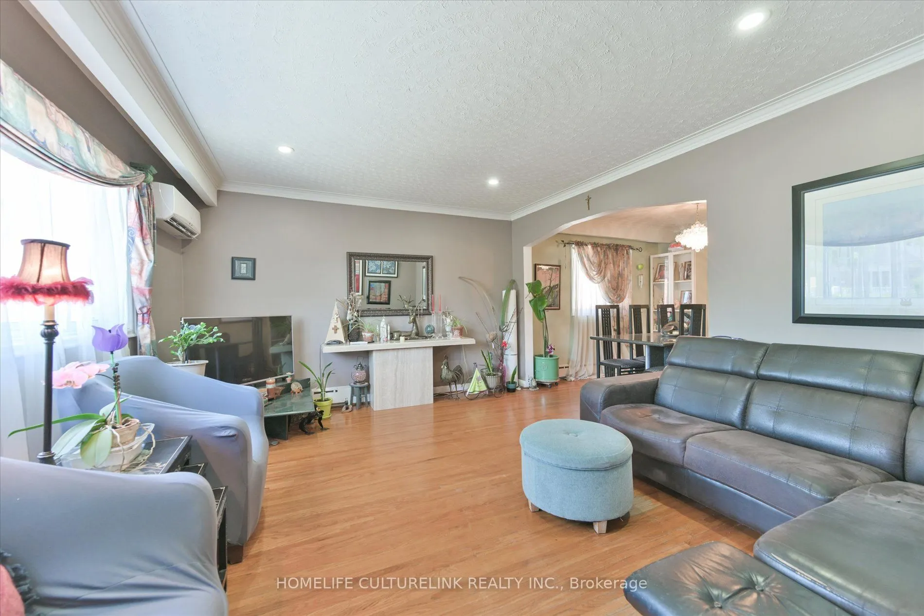 27 Anticosti Drive