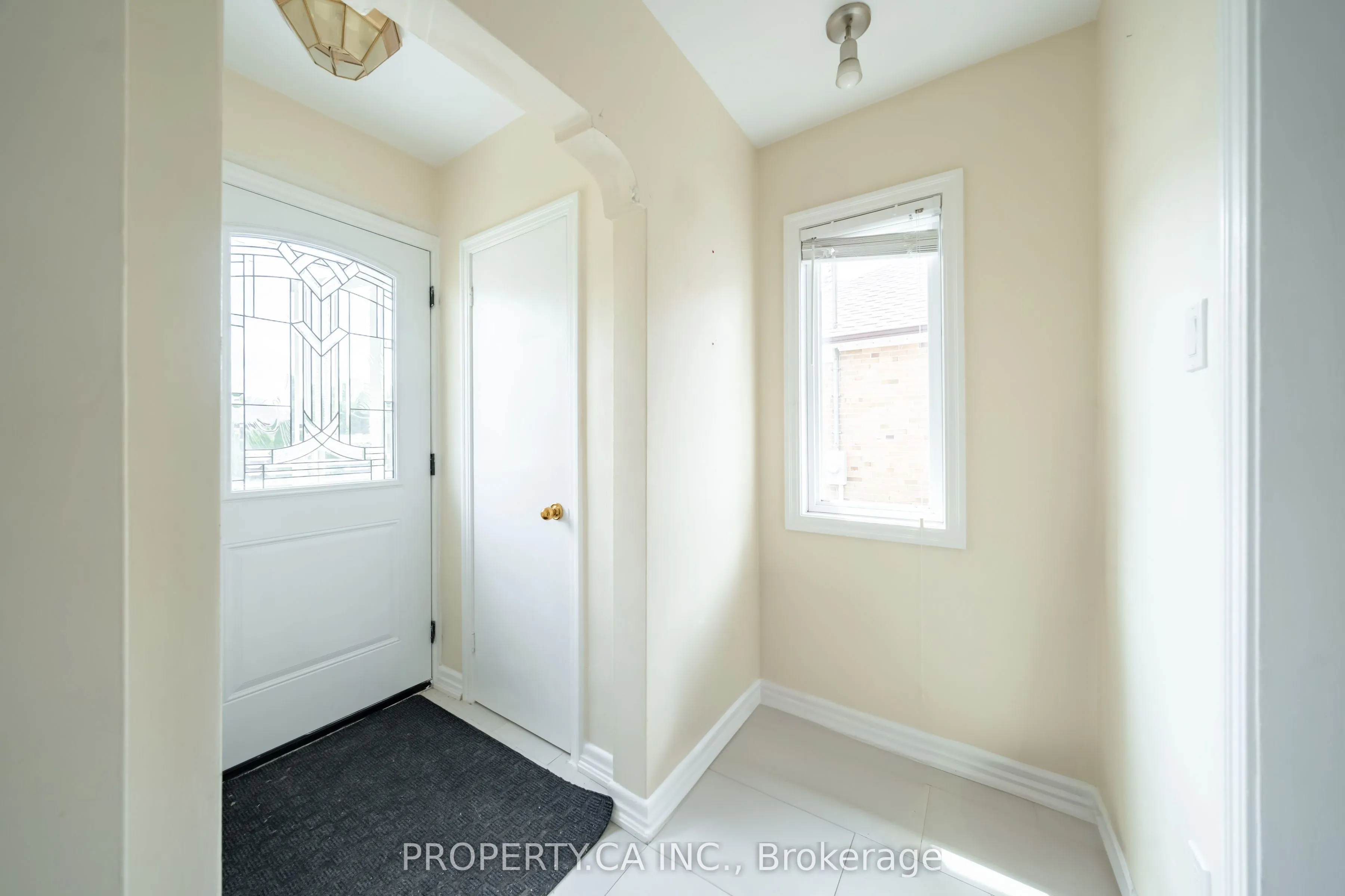 1592 Pharmacy Avenue