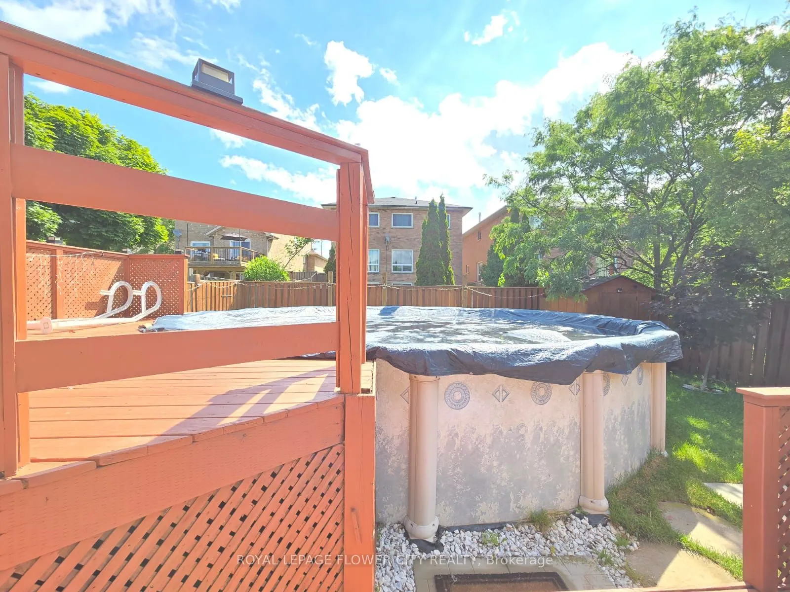11 Murkar Crescent