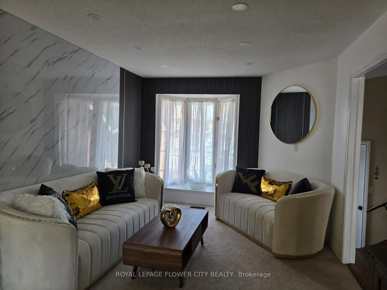 11 Murkar Crescent