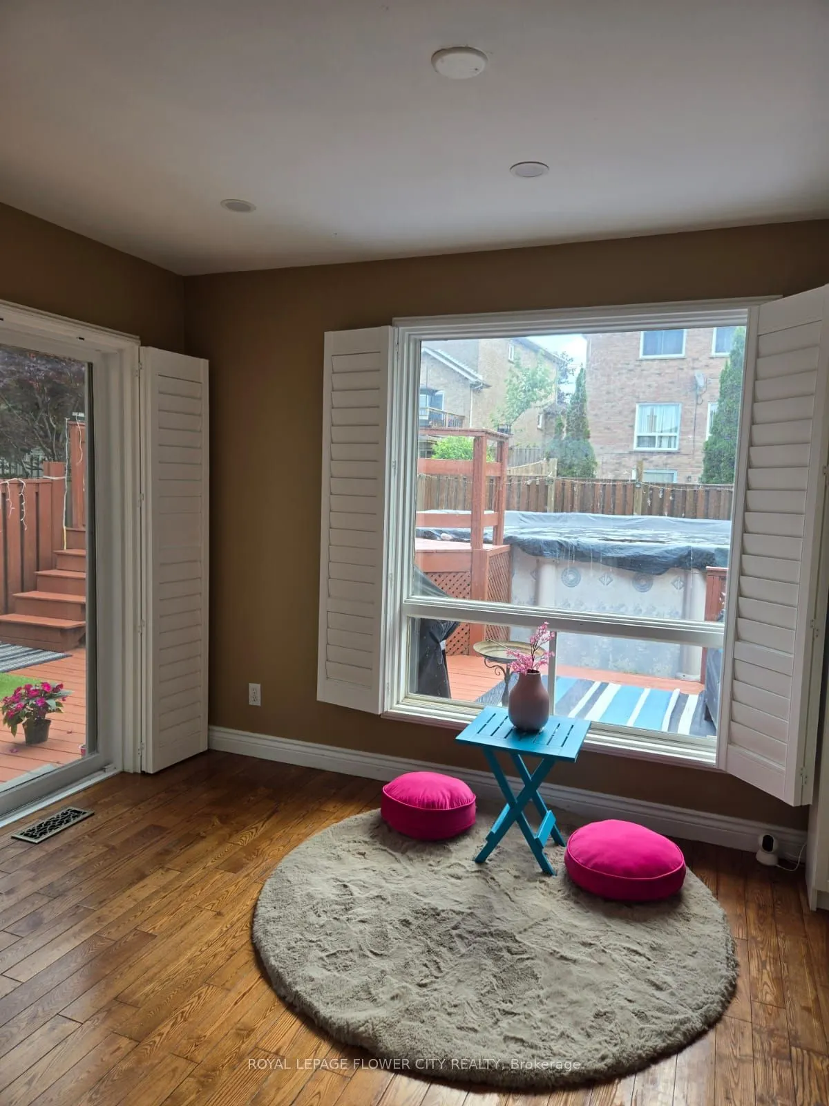 11 Murkar Crescent