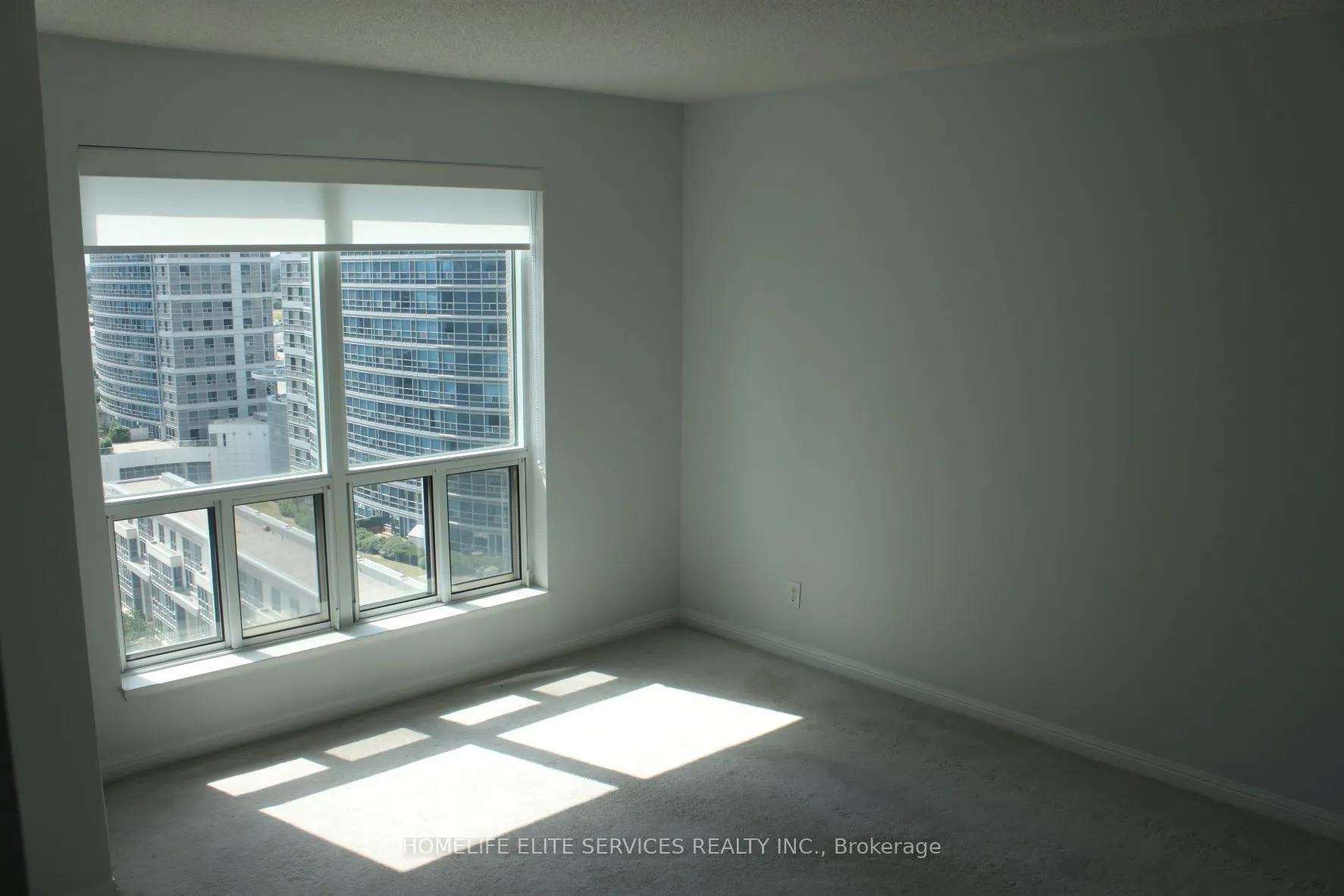 11 Lee Centre Drive, #1615