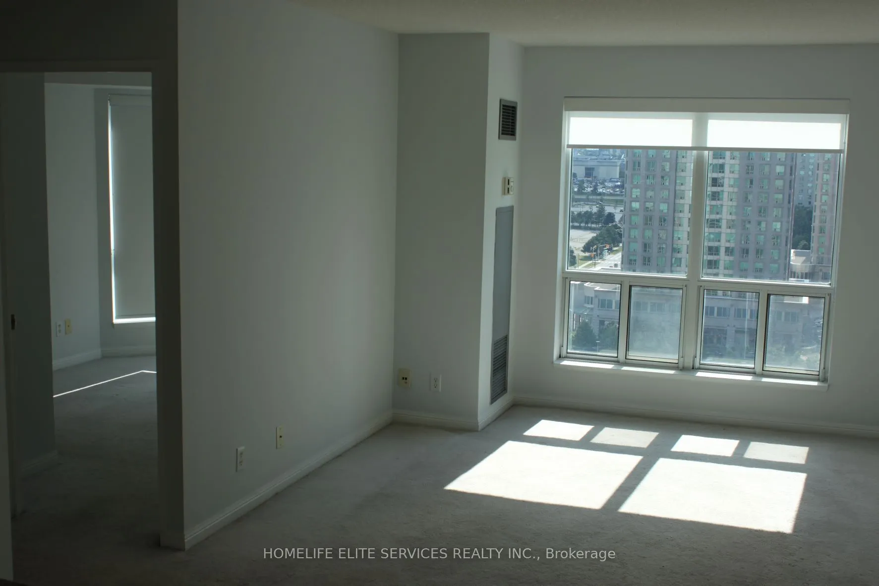 11 Lee Centre Drive, #1615