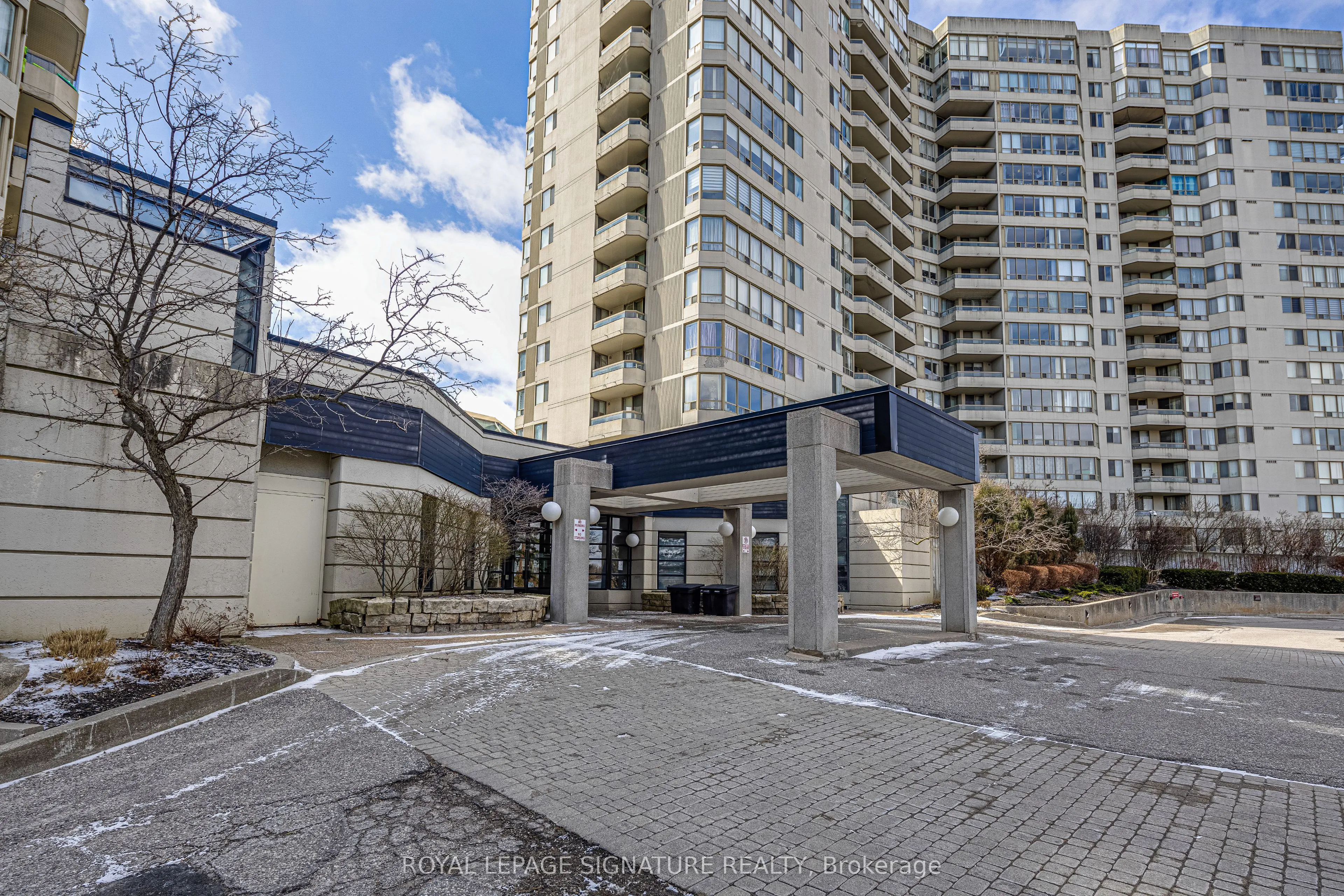 150 Alton Towers Circle, #405