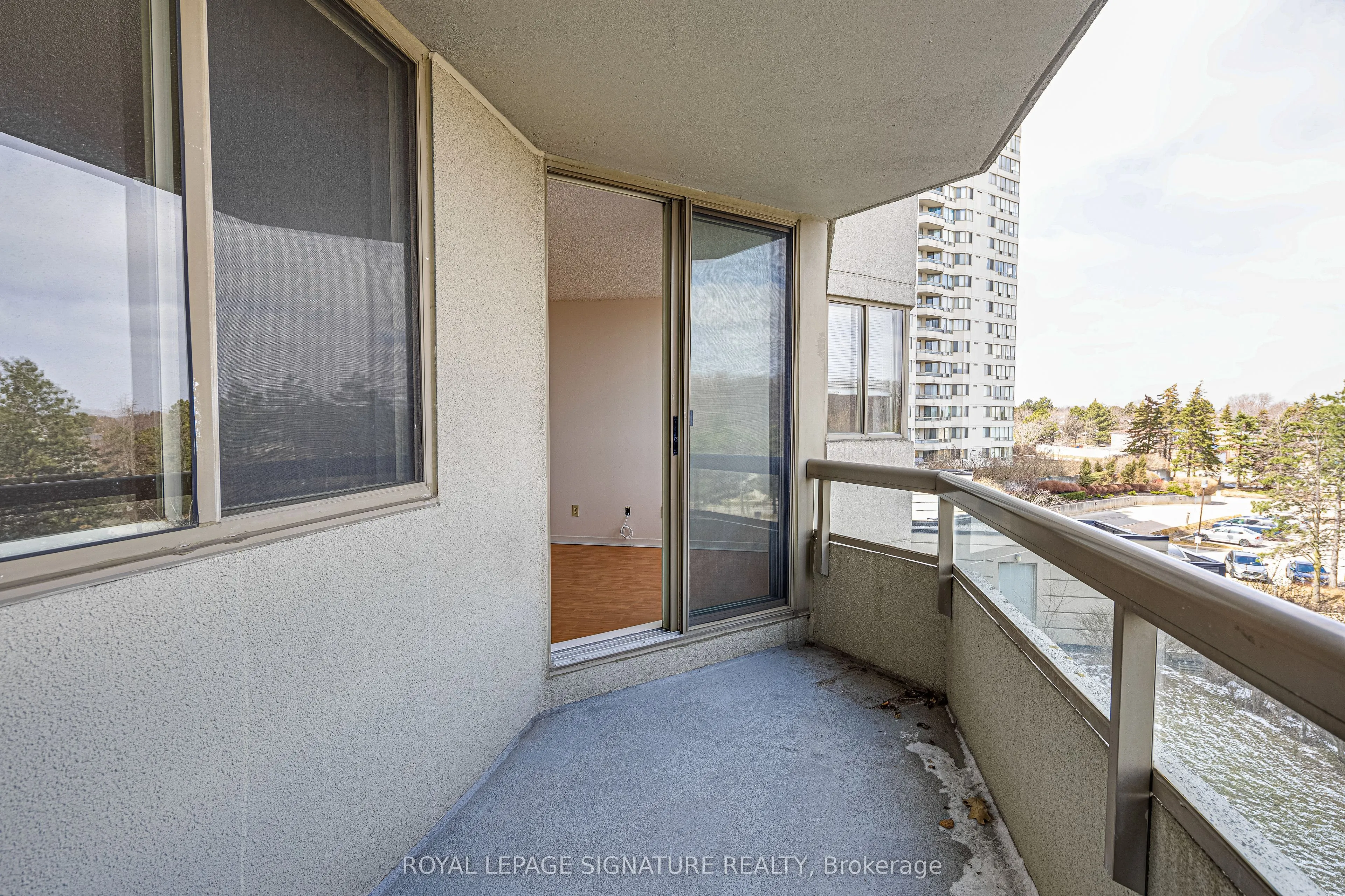 150 Alton Towers Circle, #405