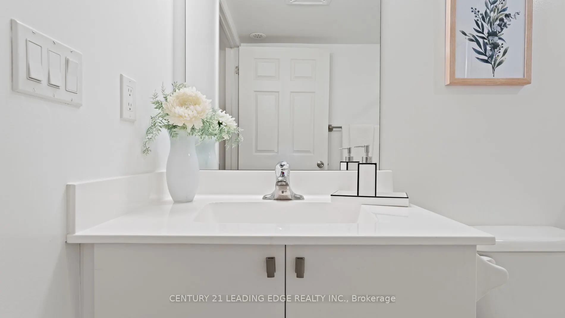 8835 Sheppard Avenue E, #112