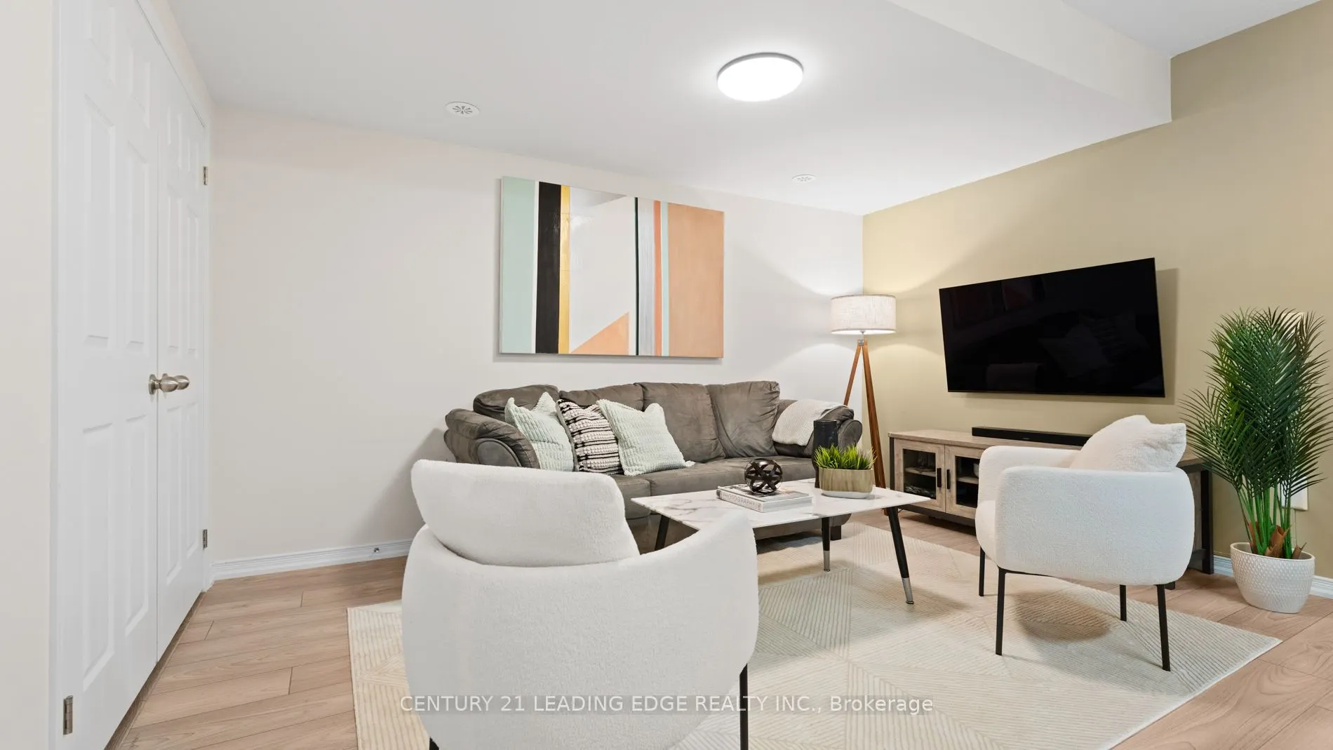 8835 Sheppard Avenue E, #112