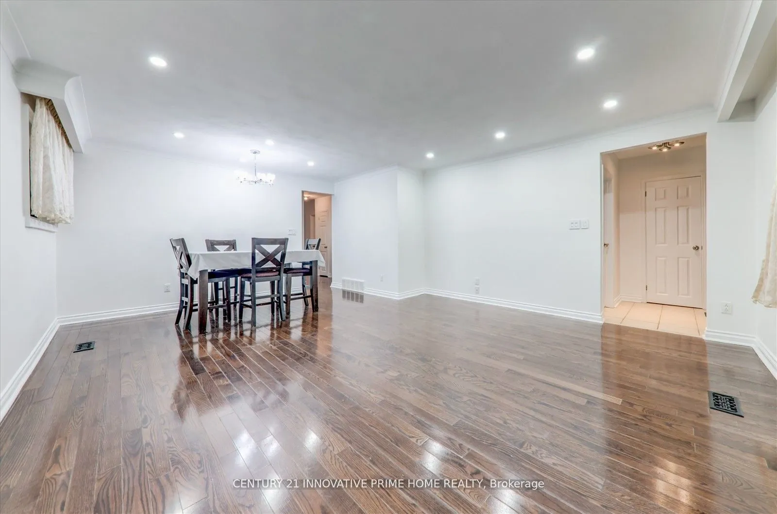 10 Gable Place