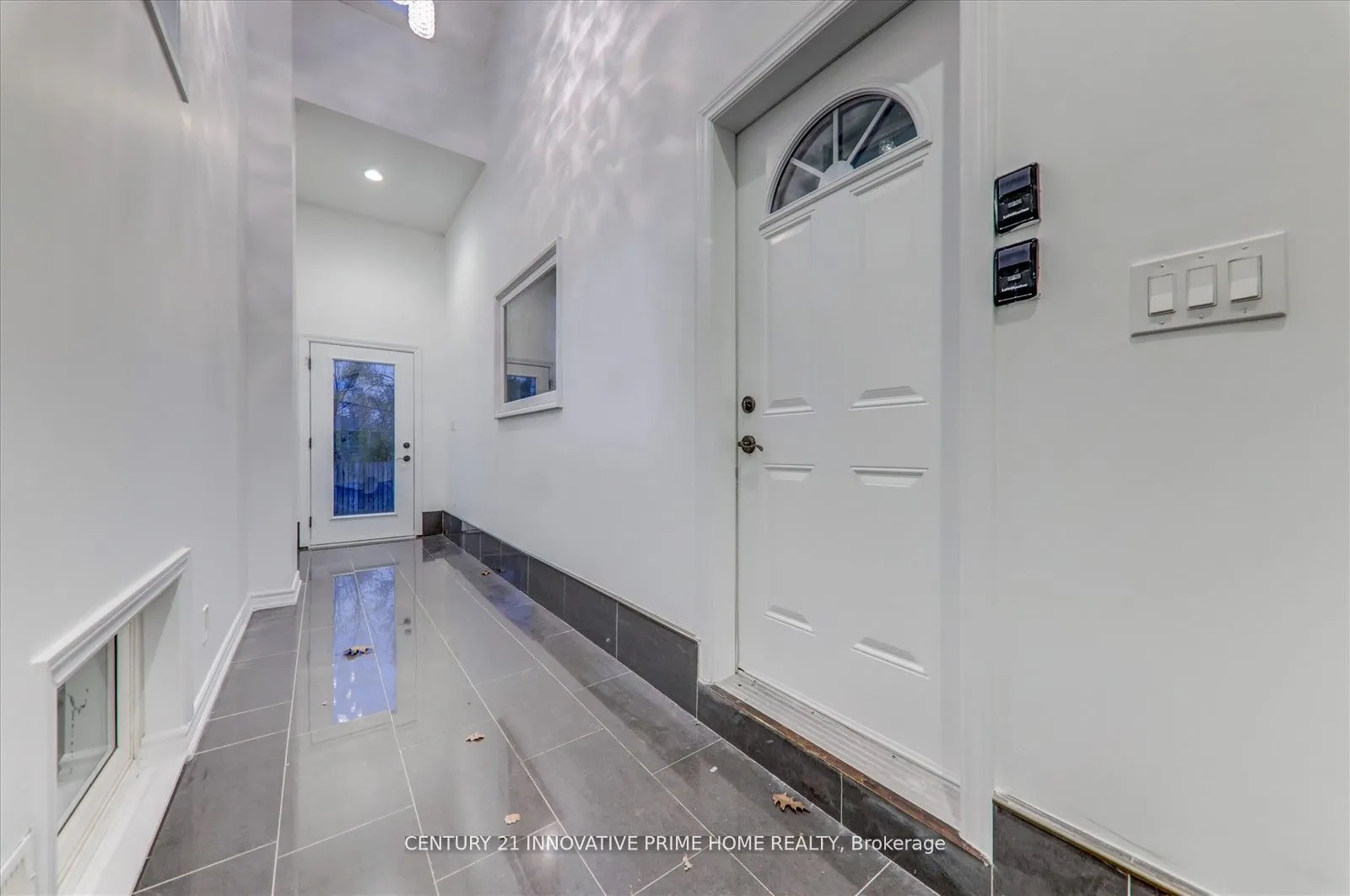 10 Gable Place