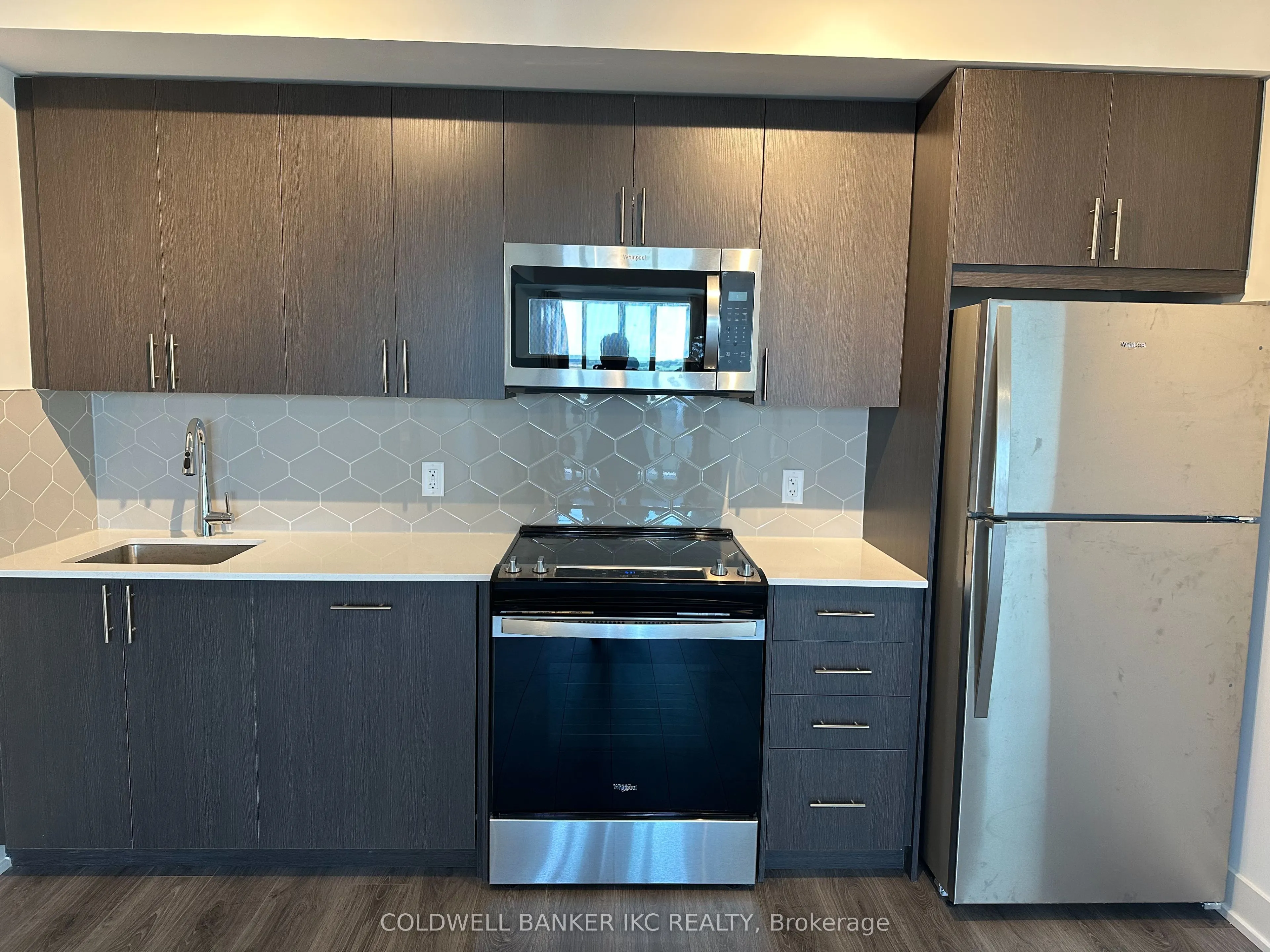 2425 Simco Street N, #1117