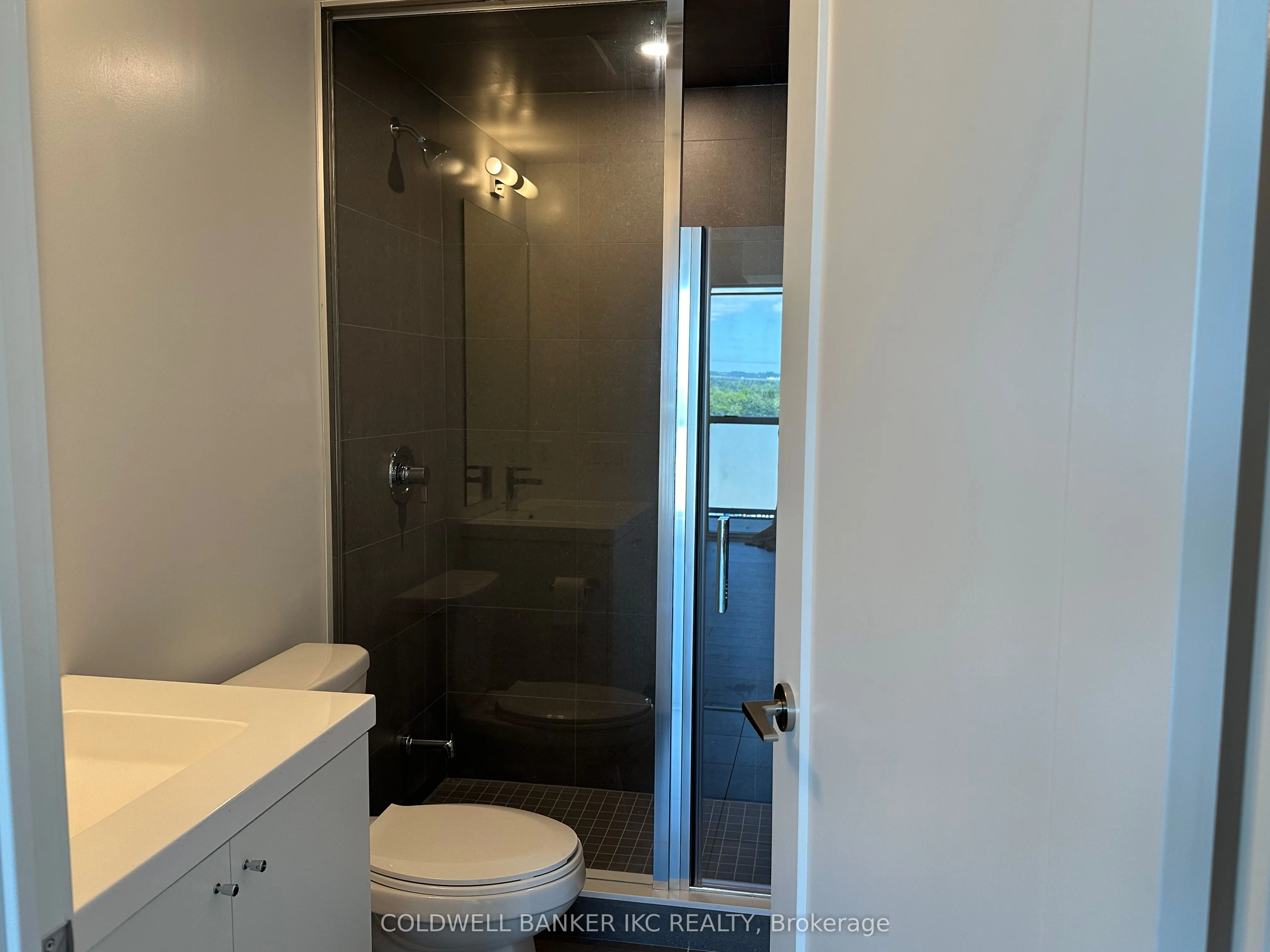 2425 Simco Street N, #1117