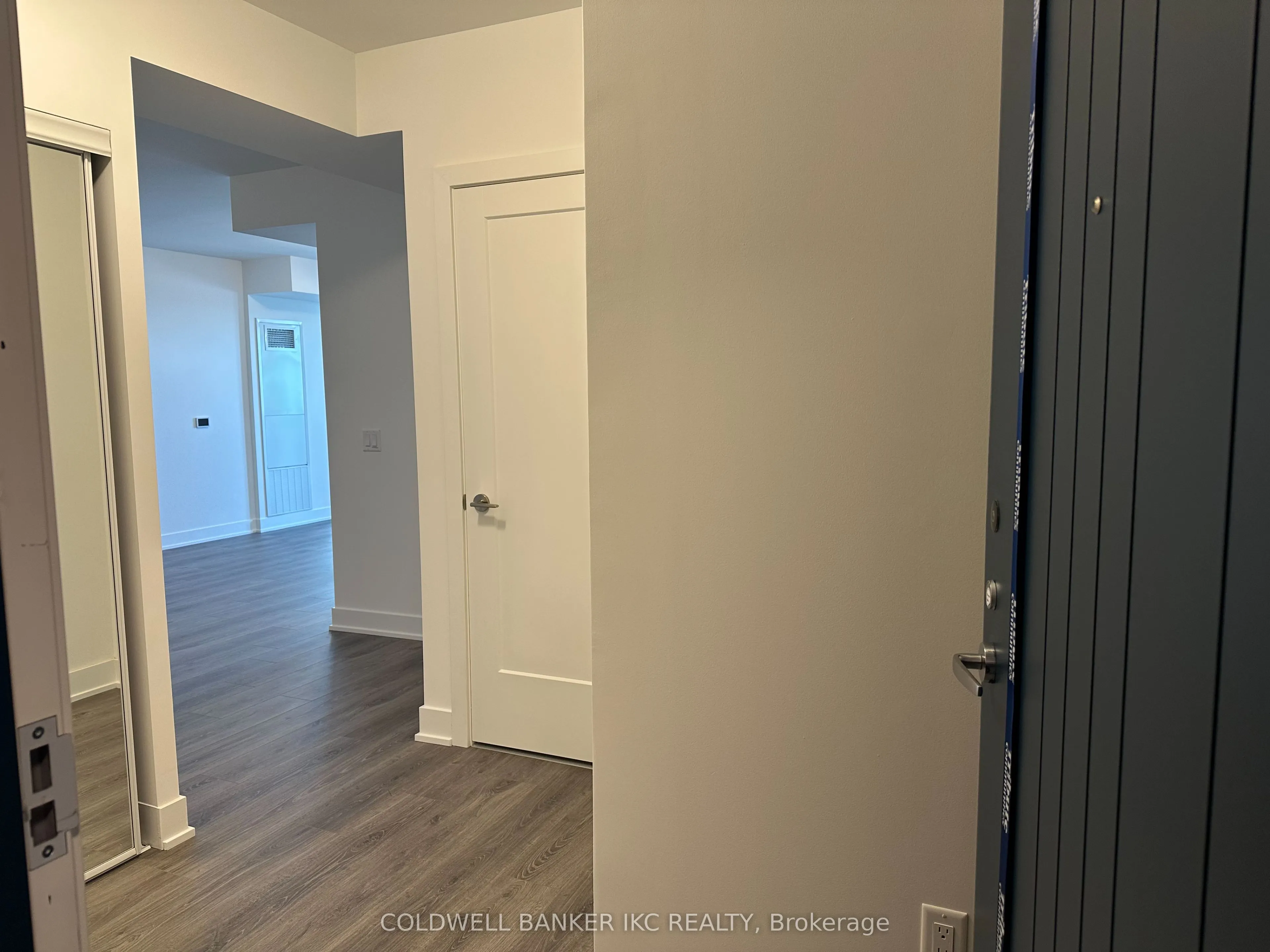 2425 Simco Street N, #1117