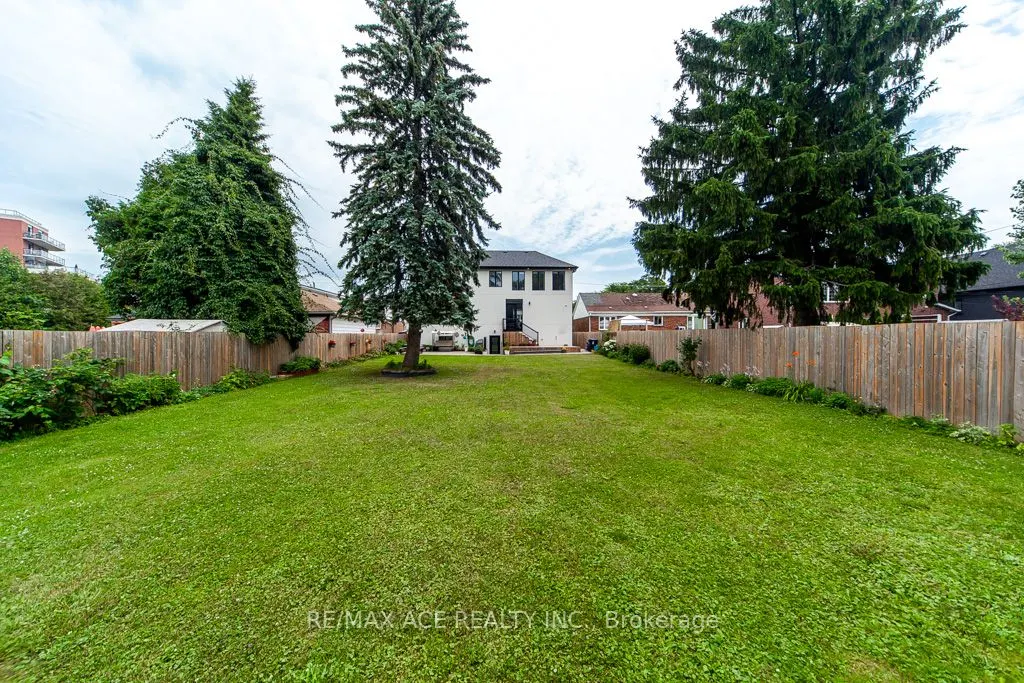 44 Muir Drive