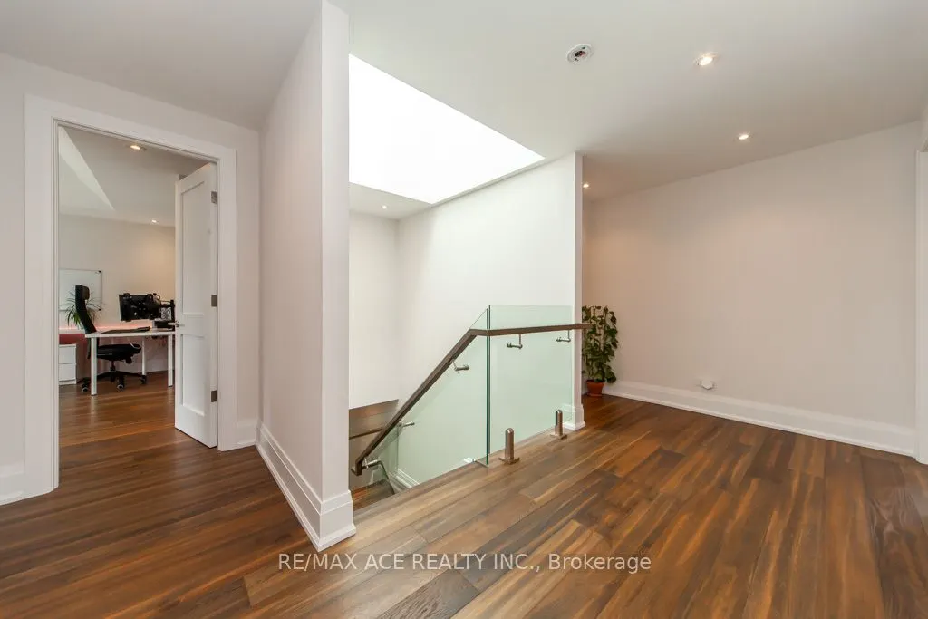 44 Muir Drive