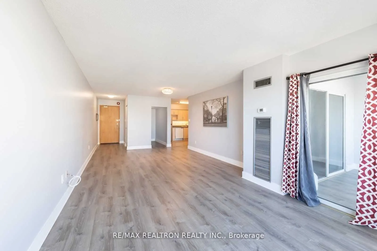 39 Kimbercroft Court, #505