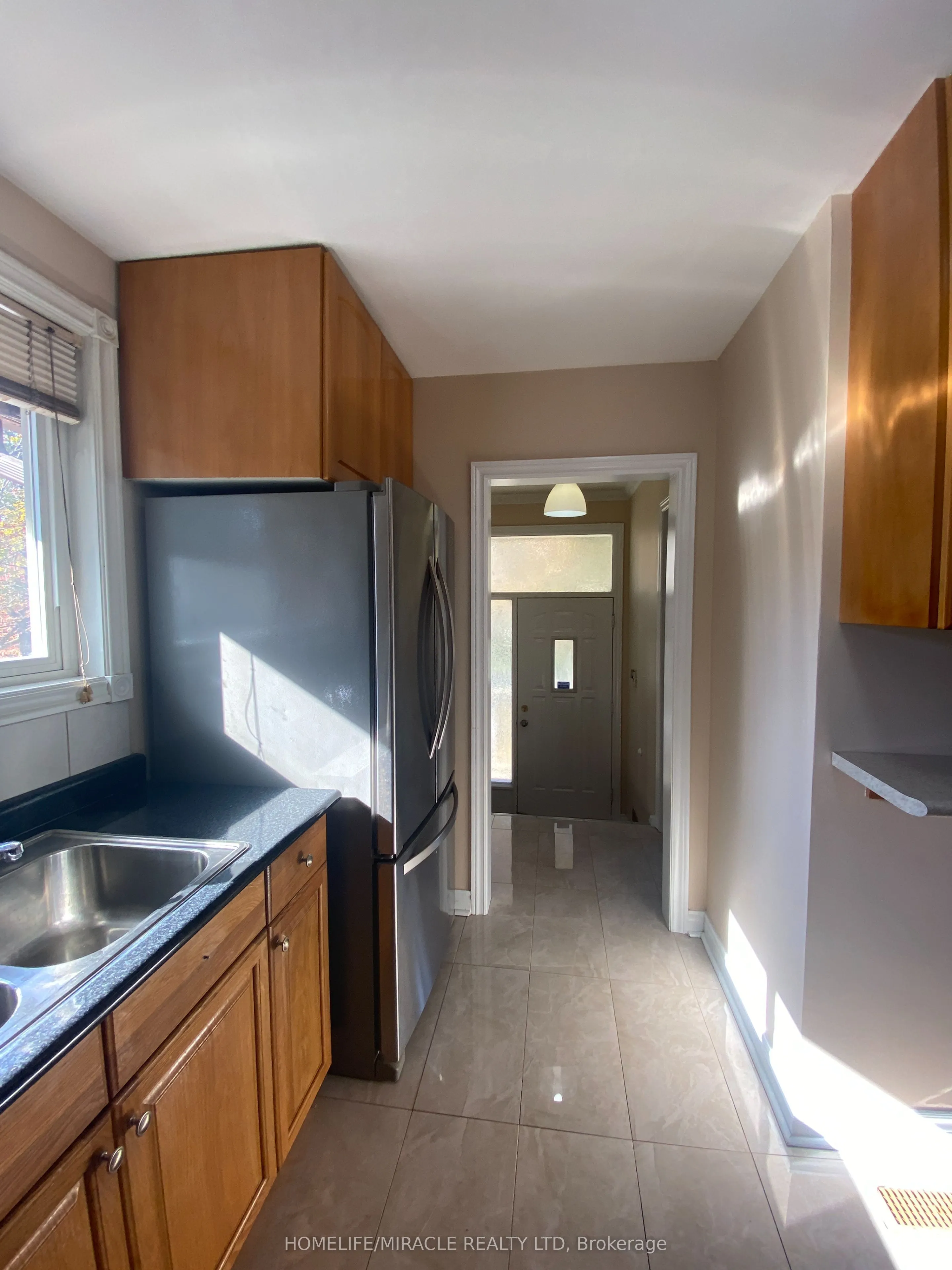 35 Stoneton Drive E, #Main Floor