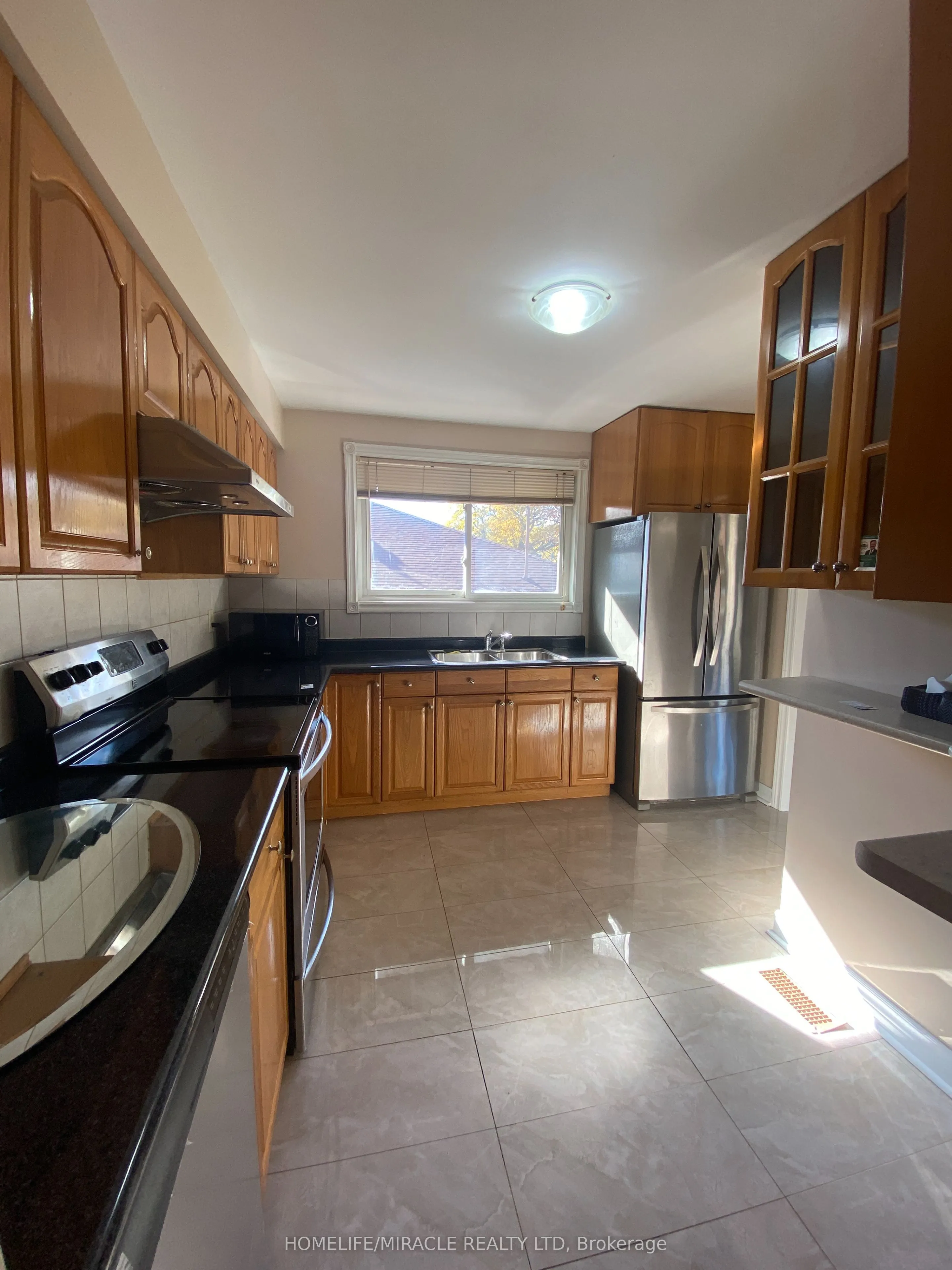 35 Stoneton Drive E, #Main Floor