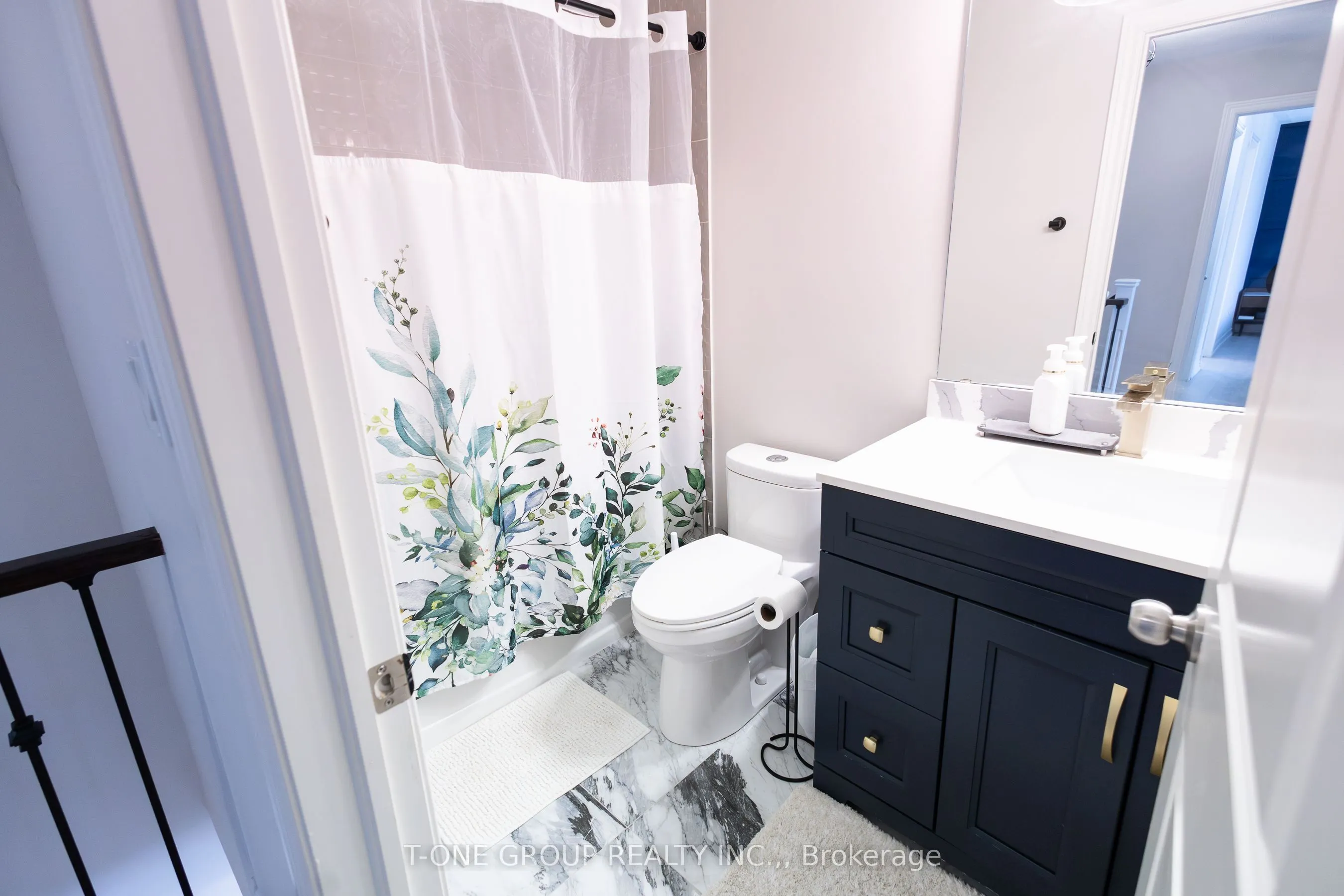 2728 William Jackson Drive, #7