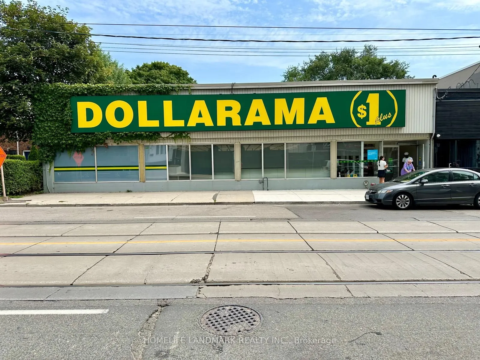 300 Coxwell Avenue, #101