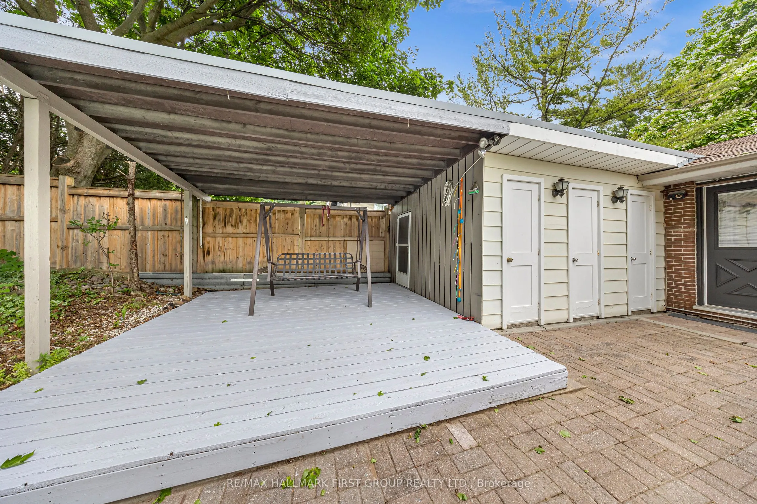 890 Briarwood Drive