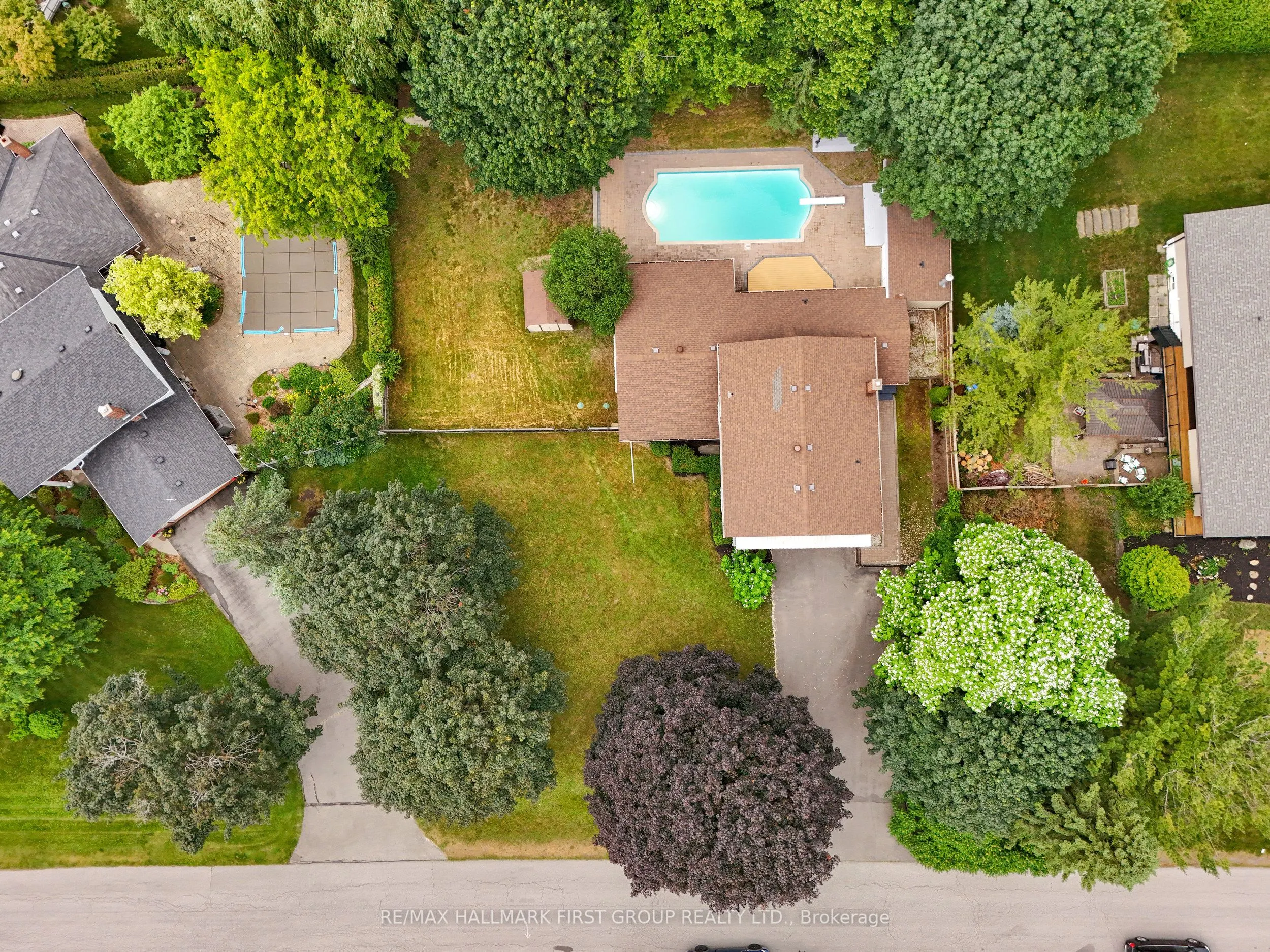 890 Briarwood Drive