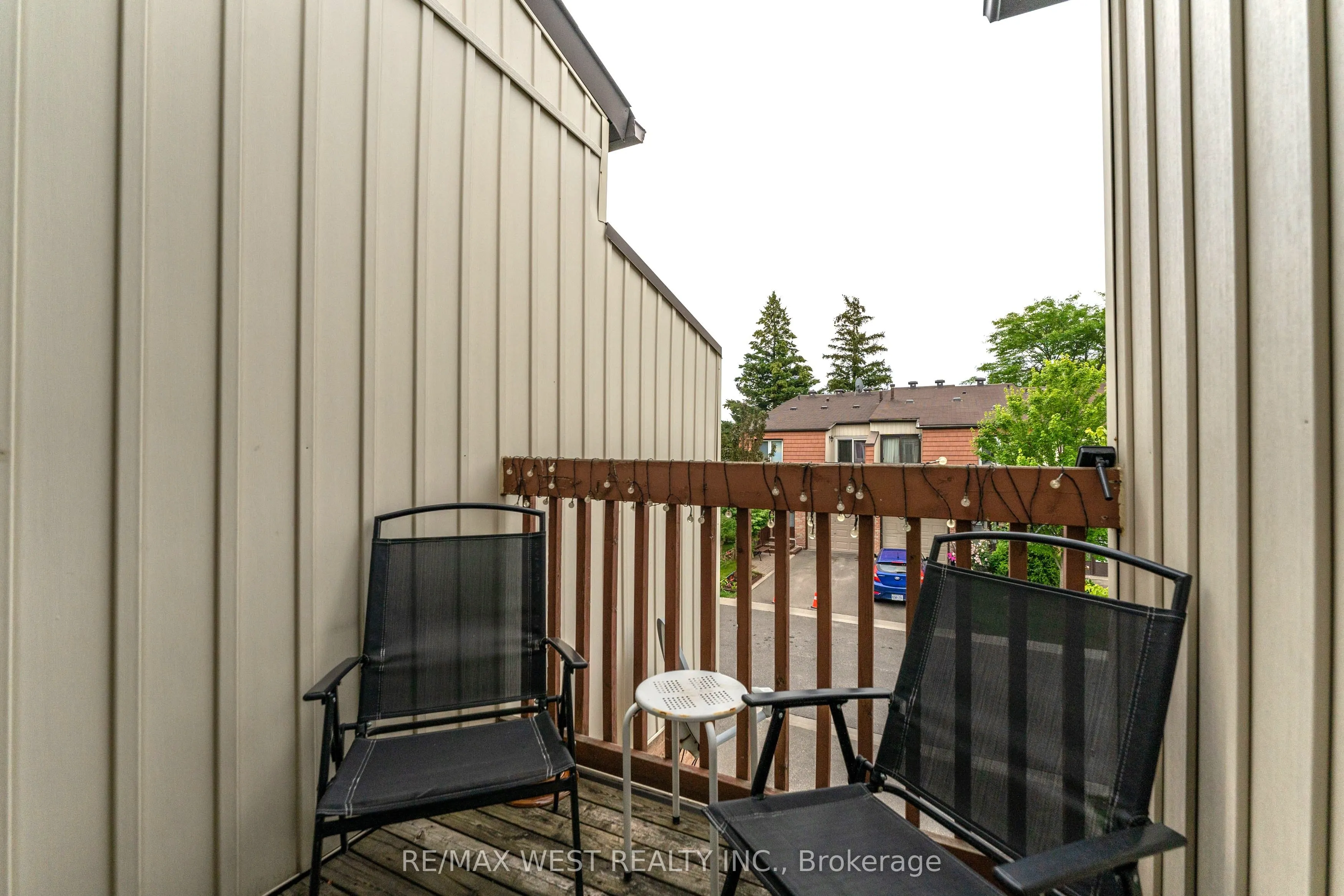 15 Guildwood Parkway, #30