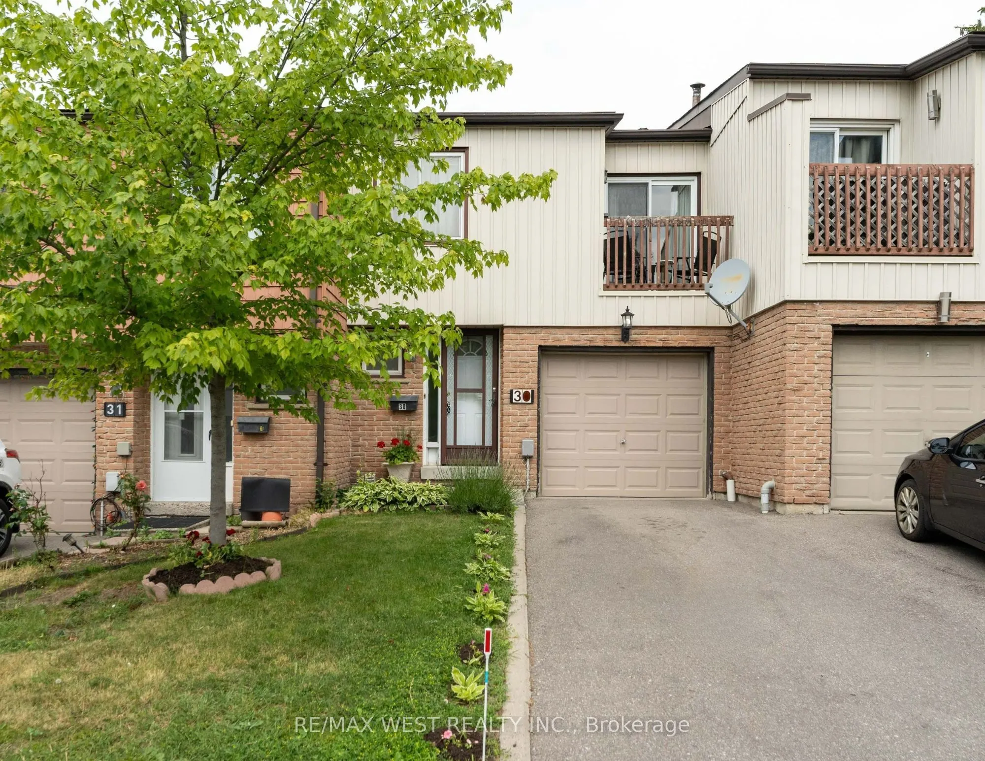 15 Guildwood Parkway, #30