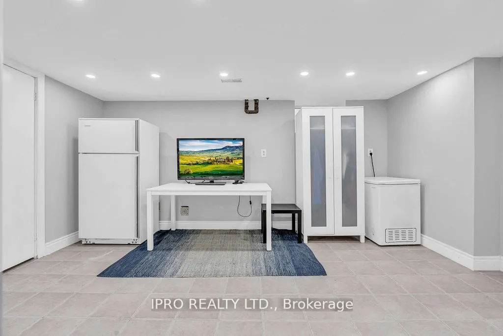 52 Tulloch Drive