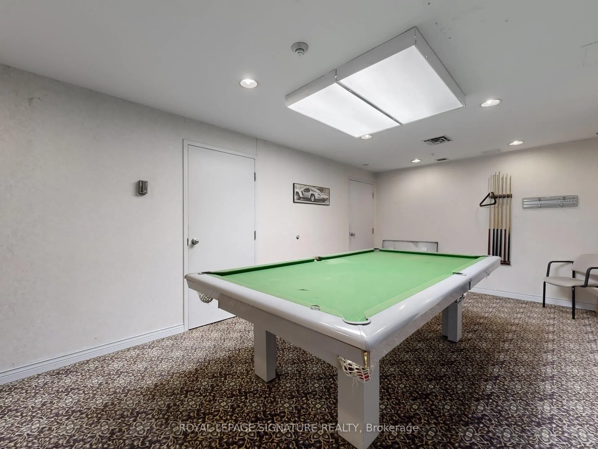 90 Dale Avenue, #309