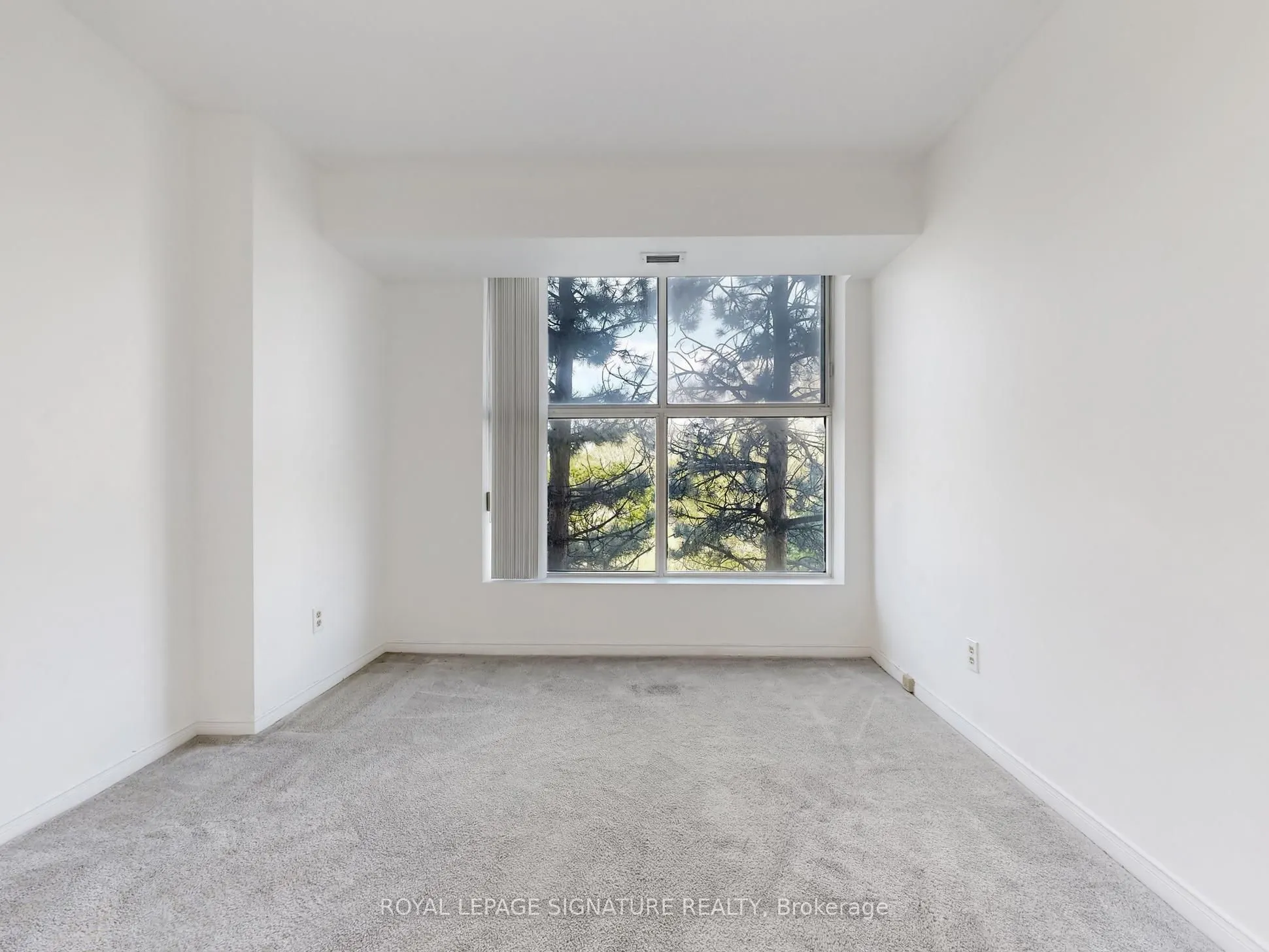 90 Dale Avenue, #309