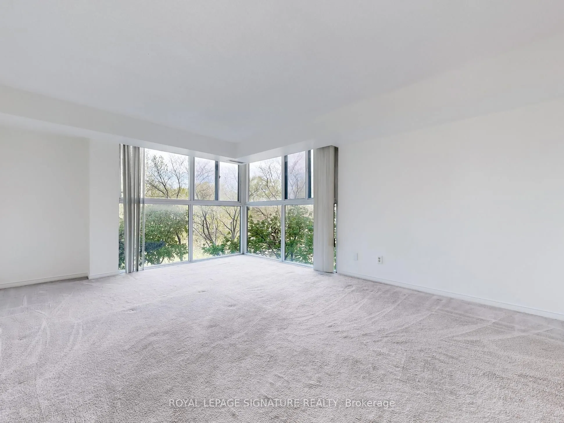 90 Dale Avenue, #309