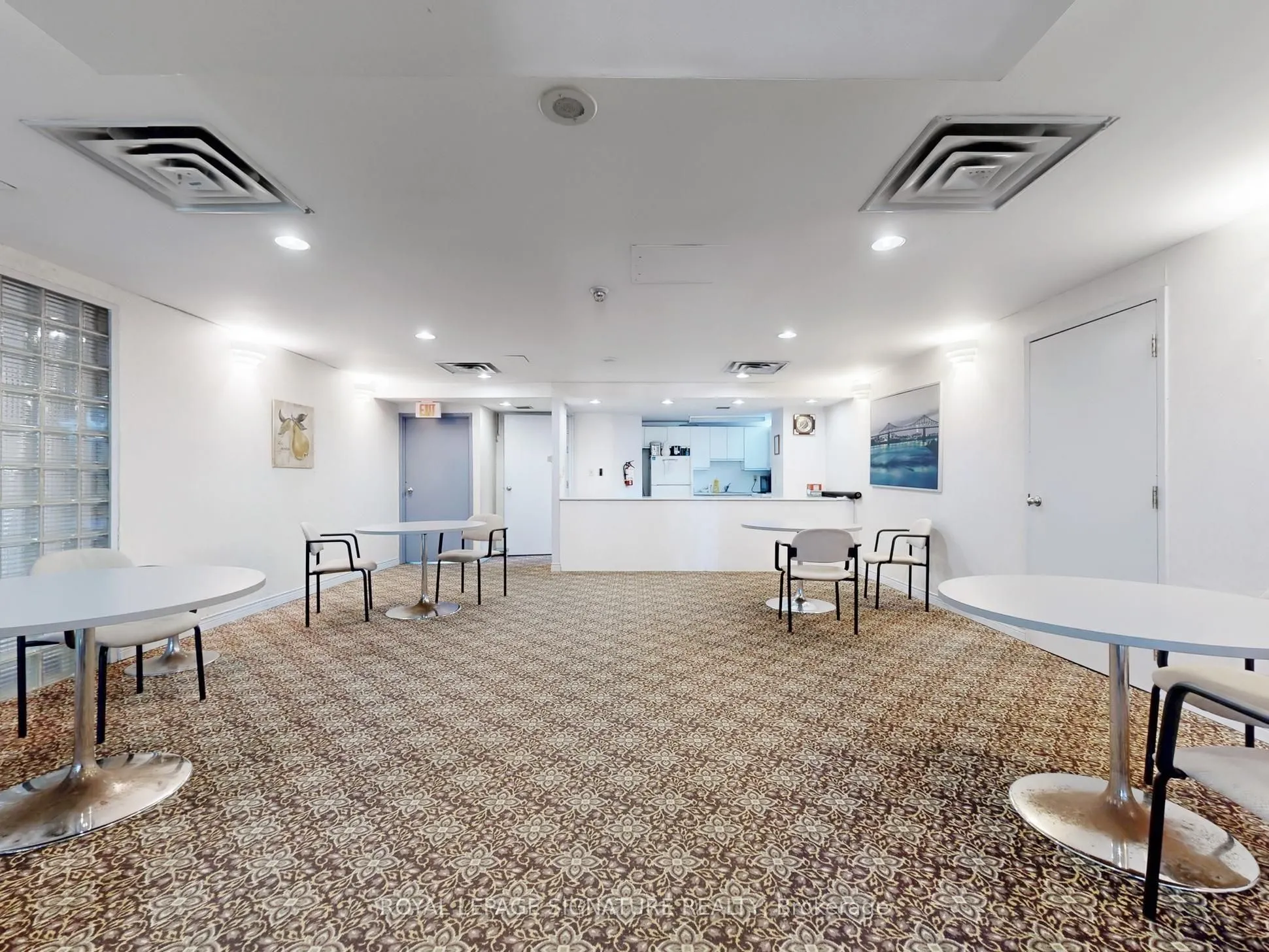 90 Dale Avenue, #309