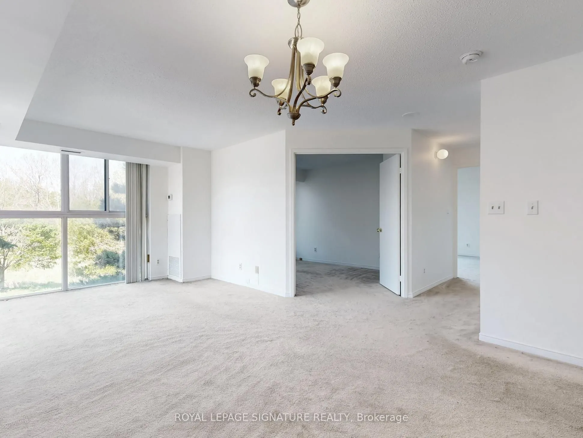 90 Dale Avenue, #309